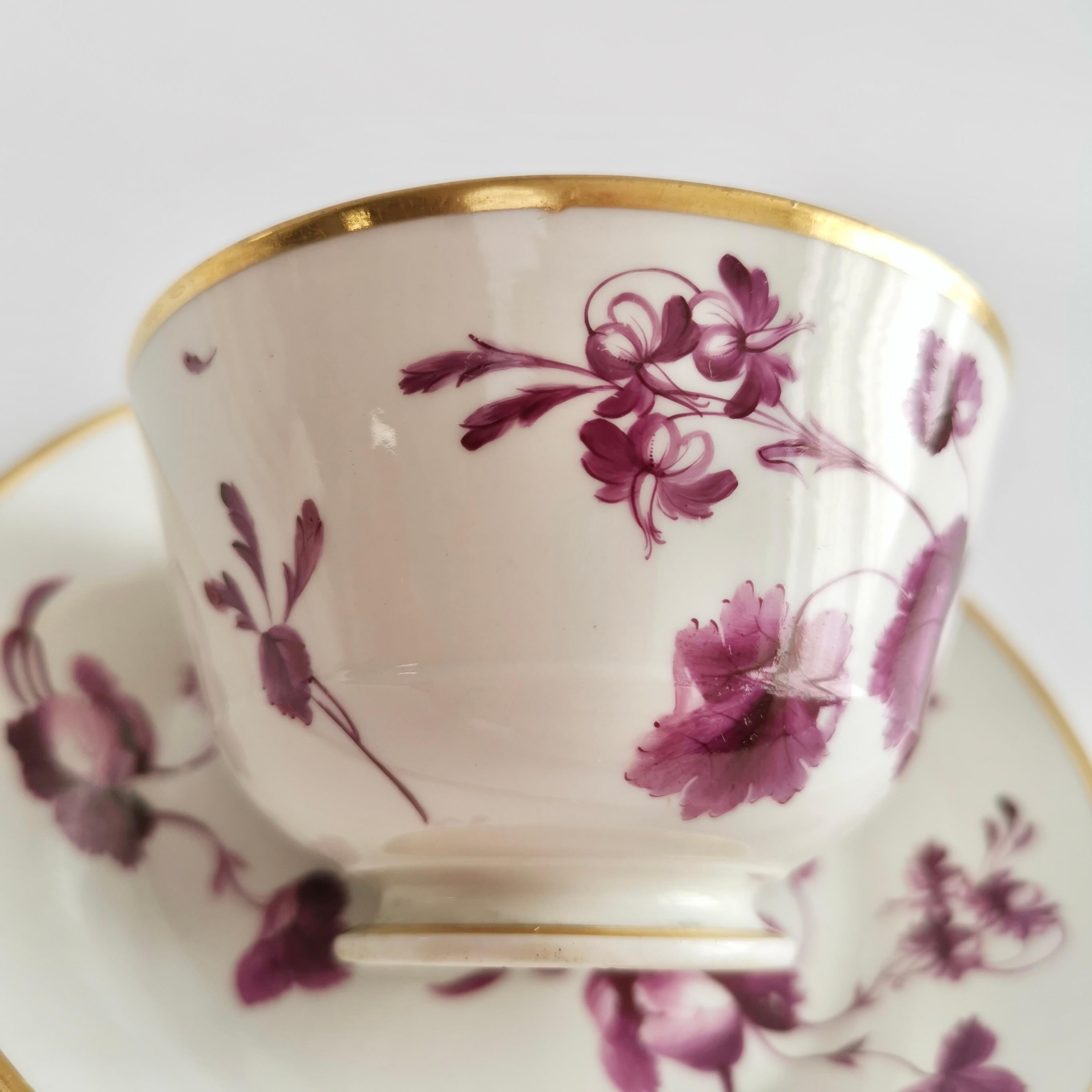 Early 19th Century Flight Barr and Barr Teacup, White with Puce Flowers, Regency ca 1815