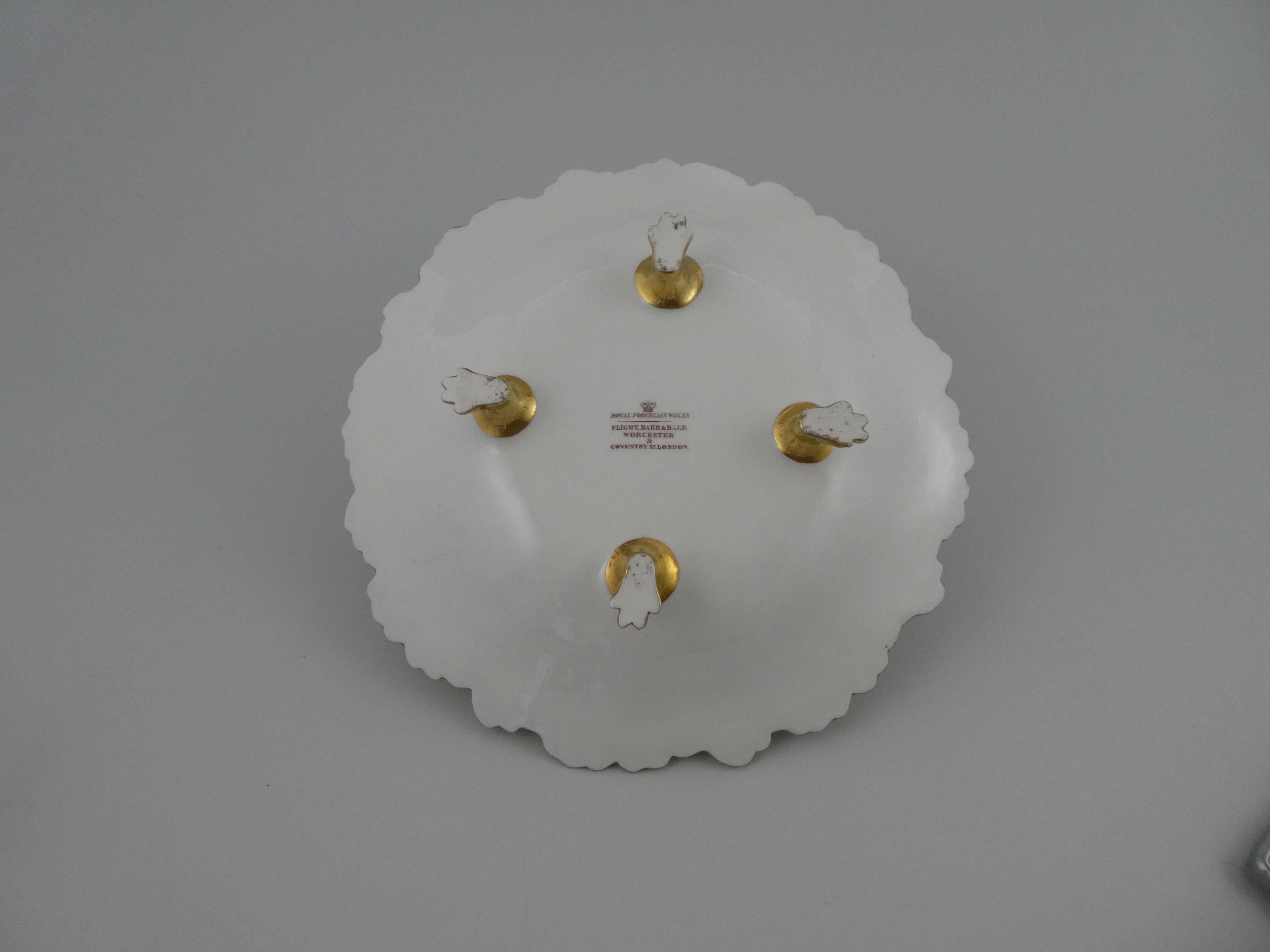 Early 19th Century Flight Barr and Barr Worcester Porcelain Card Tray, circa 1815