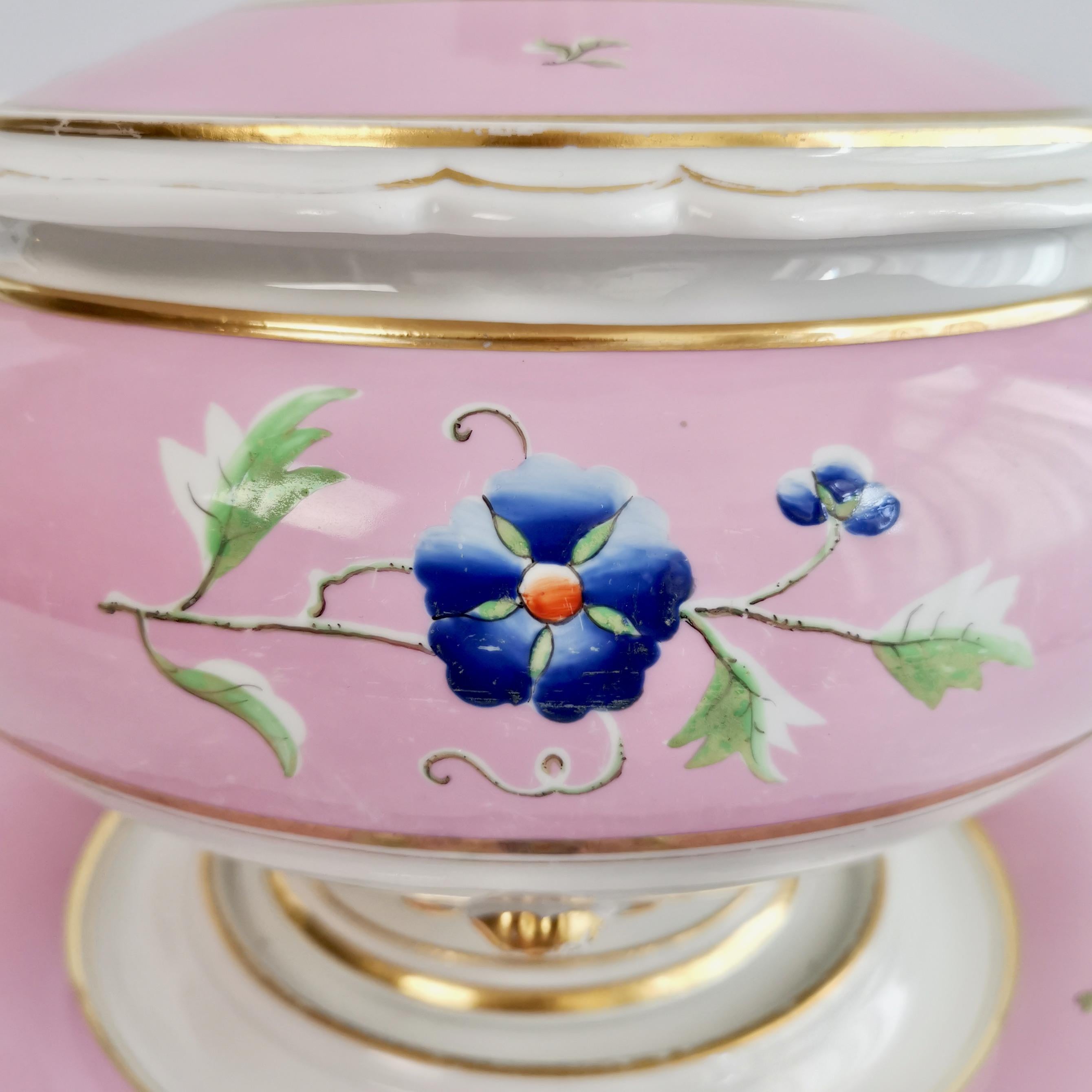 English Flight Barr & Barr Large Porcelain Soup Tureen, Pink, Regency ca 1820