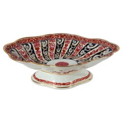 Flight, Barr & Barr Worcester Porcelain Queen Charlotte Pattern Footed Tazza