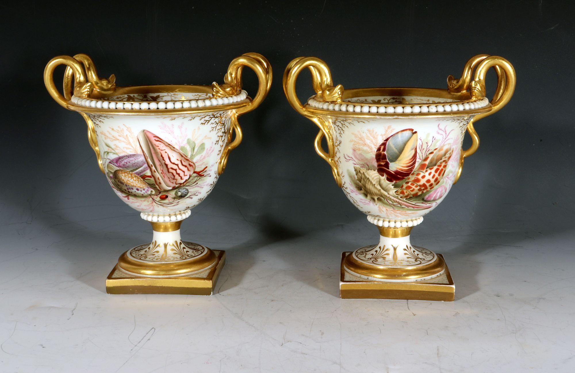 Regency Flight, Barr & Barr Worcester Porcelain Sea Shell Garniture of Urns, 1813-17