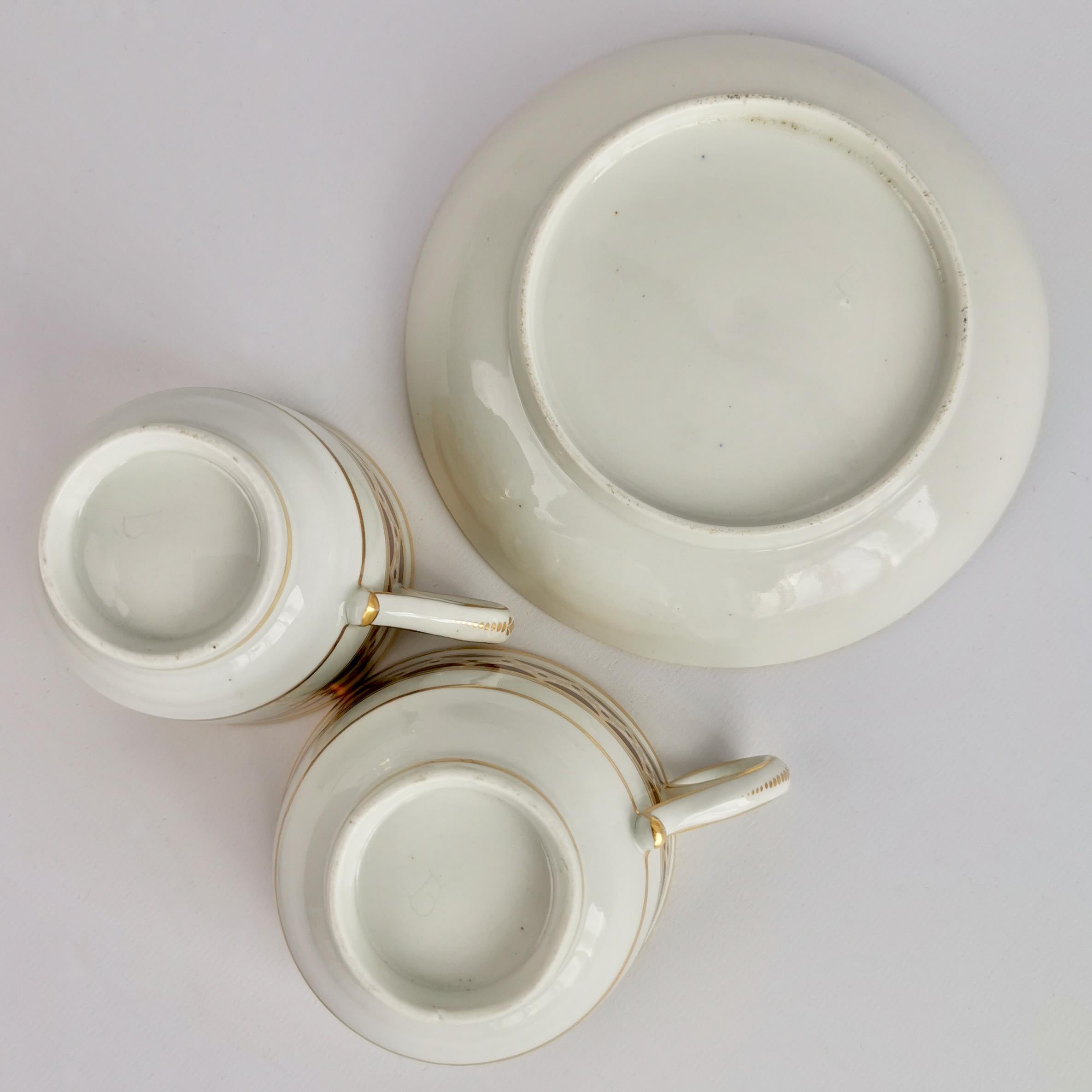 Trio de tasses à thé en porcelaine Flight & Barr, motif brun et doré, géorgien, 1792-1804 en vente 6