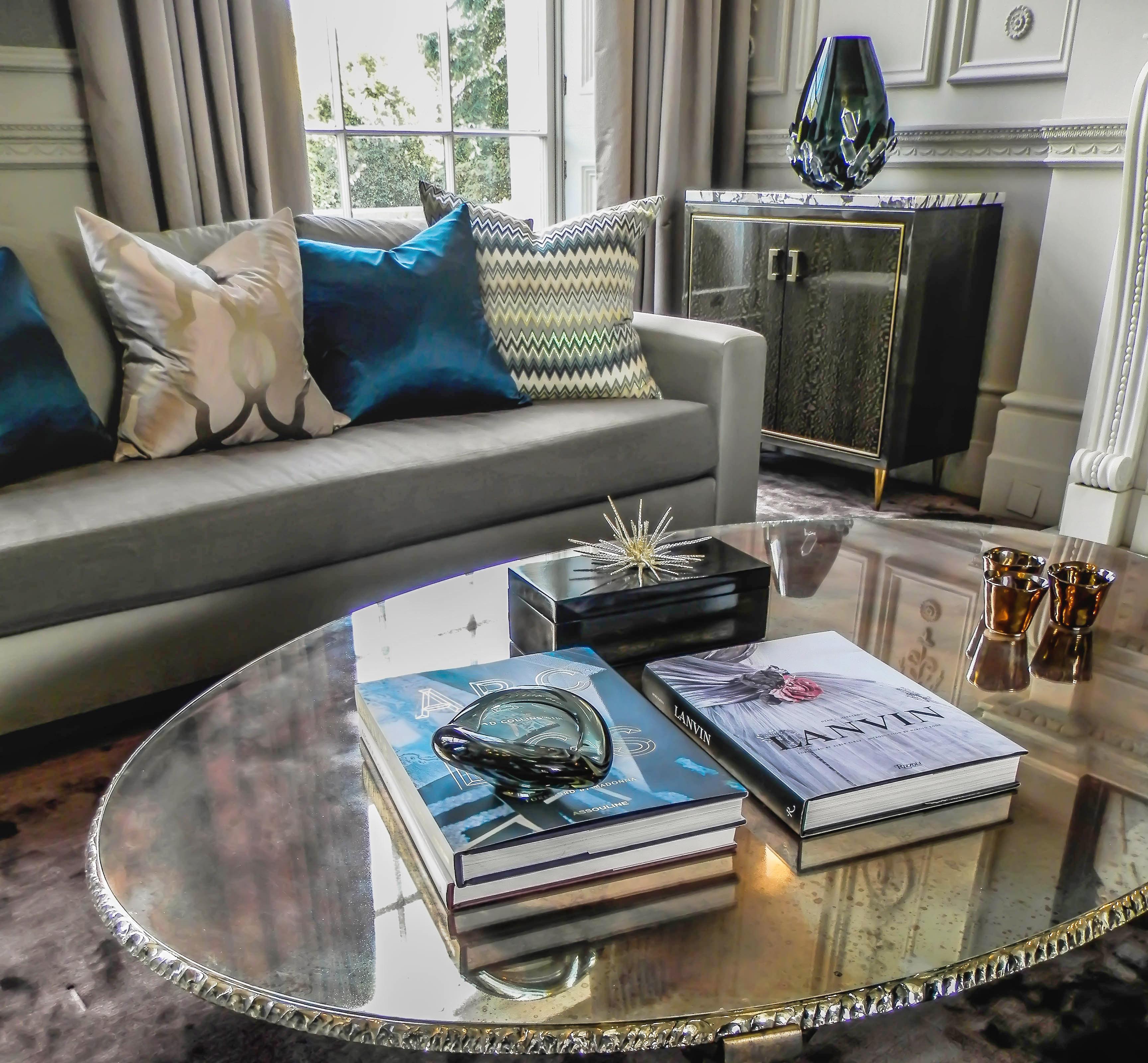 Table basse contemporaine Flight, 100 x 100 cm, verre argenté en vente 2