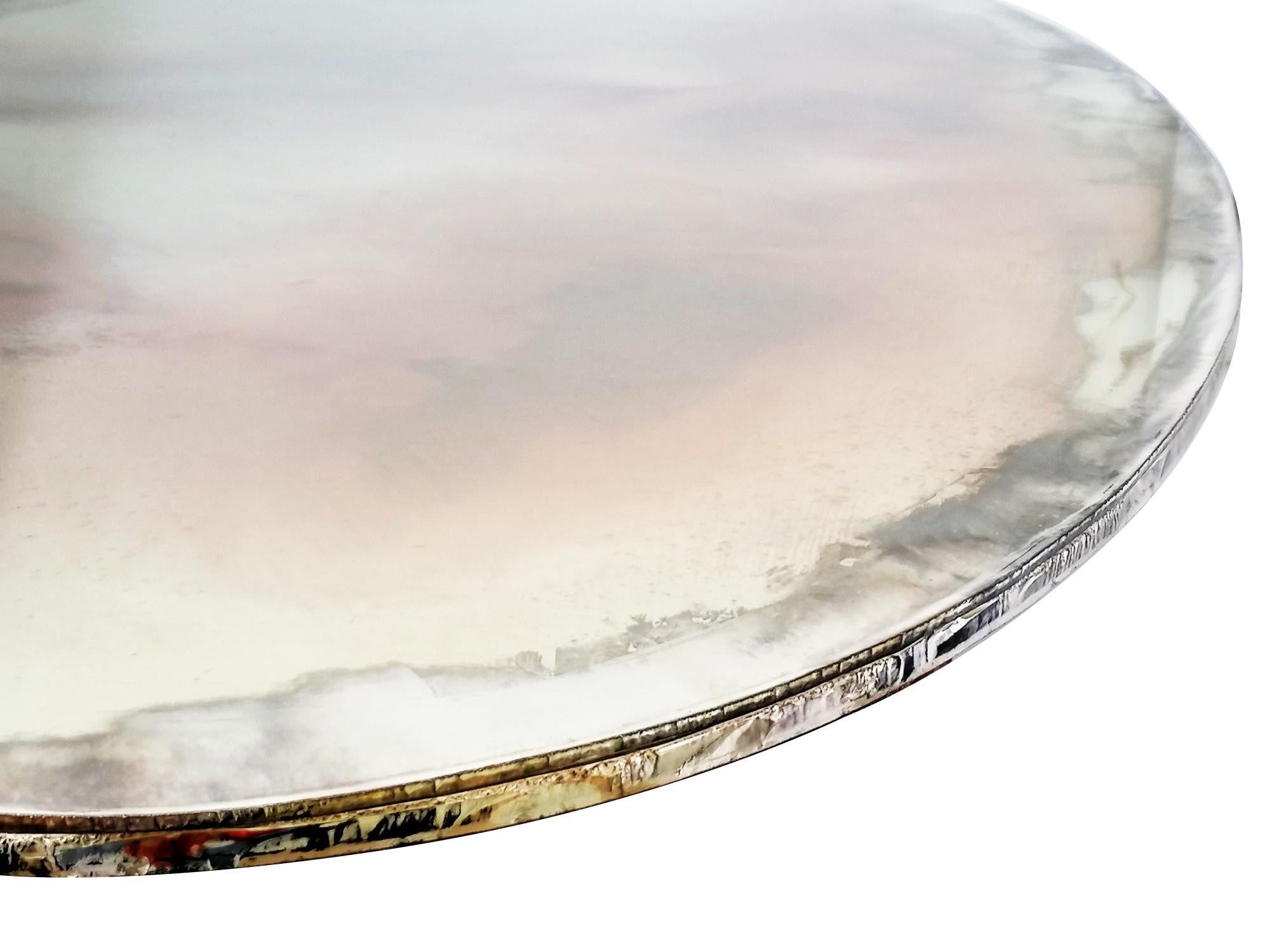 italien Table de salle à manger contemporaine « Light » 200 avec plateau en verre argenté et pieds en rose en vente