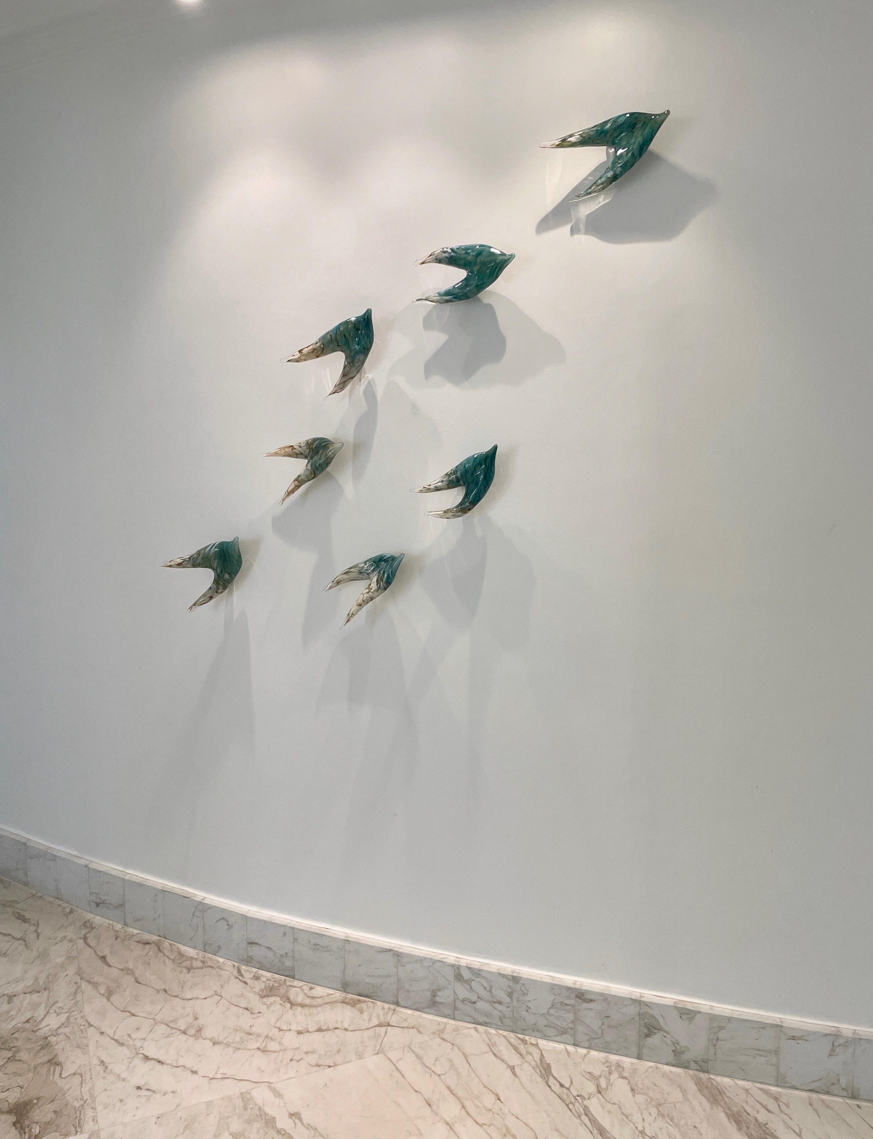Vuelo de Pájaros Aguamarina Escultura de Pared Contemporánea de Arte Moderno en Vidrio Soplado Moderno orgánico en venta