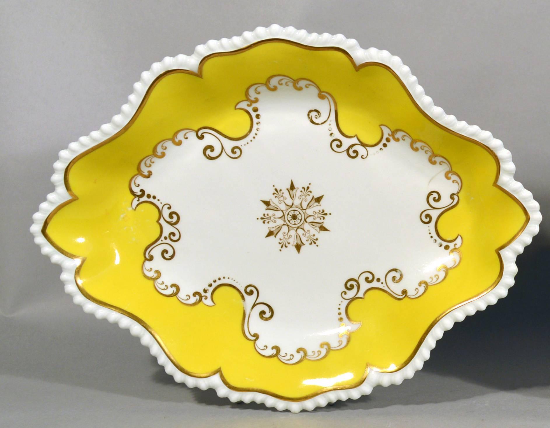 Regency Flight, Barr & Barr Worcester Yellow Oval Porcelain Dishes, circa 1820