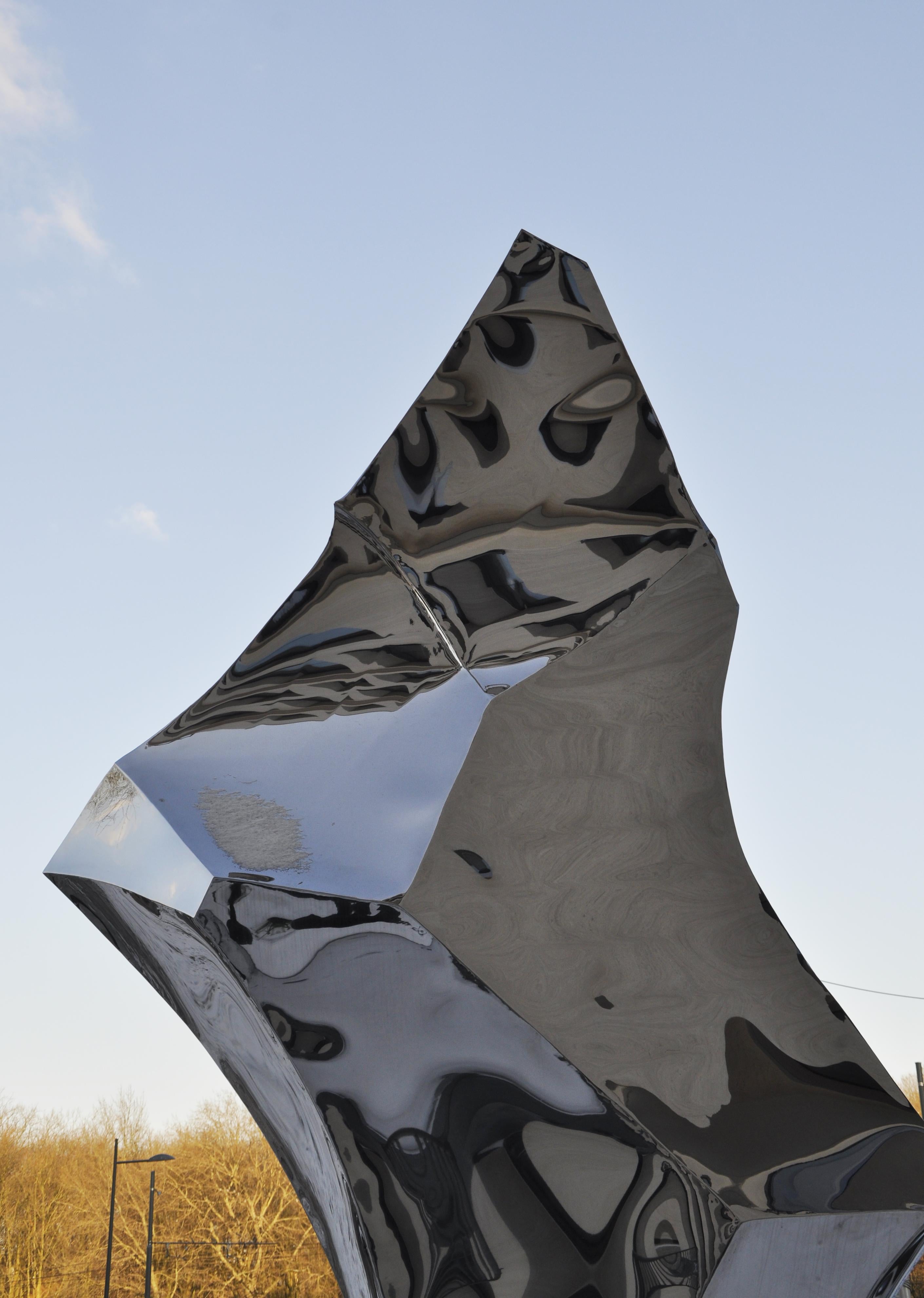 Belga Scultura Flint II di Pol Quadens in vendita
