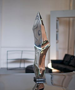 Scultura Flint IX di Pol Quadens