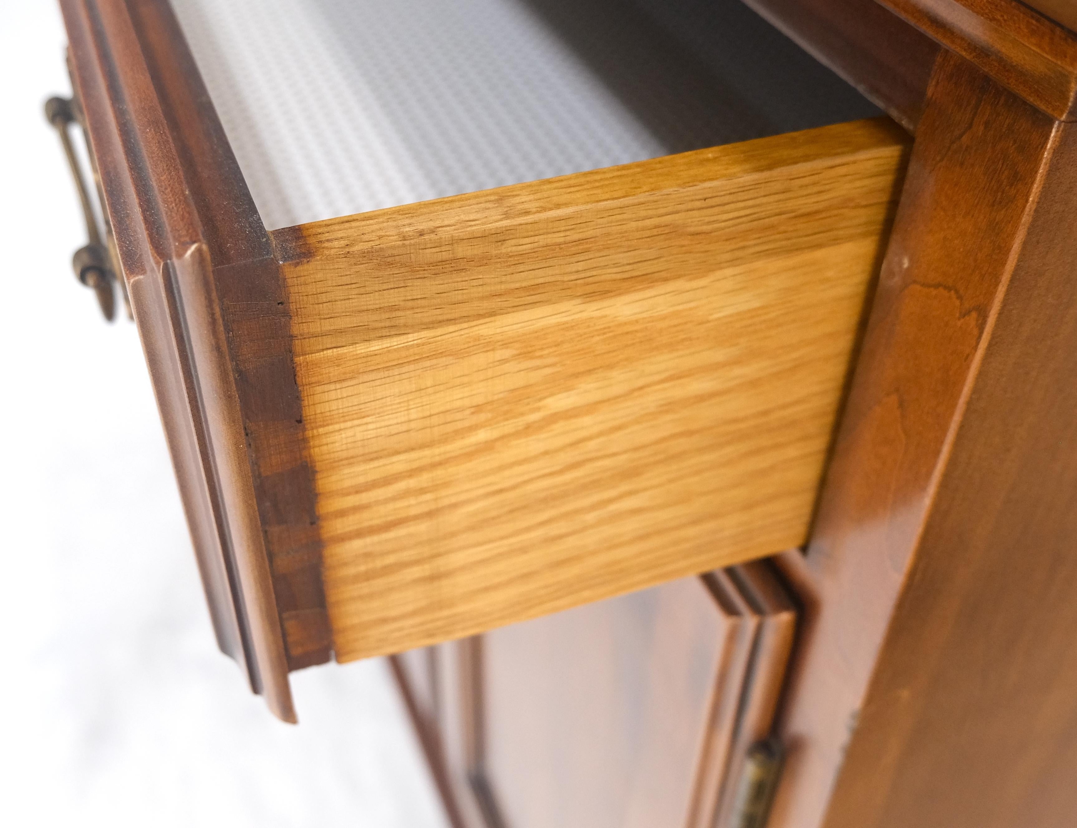 Flip Top Banded One Drawer Raised Panel Cherry 3 Door Liquor Cabinet Server MINT For Sale 5