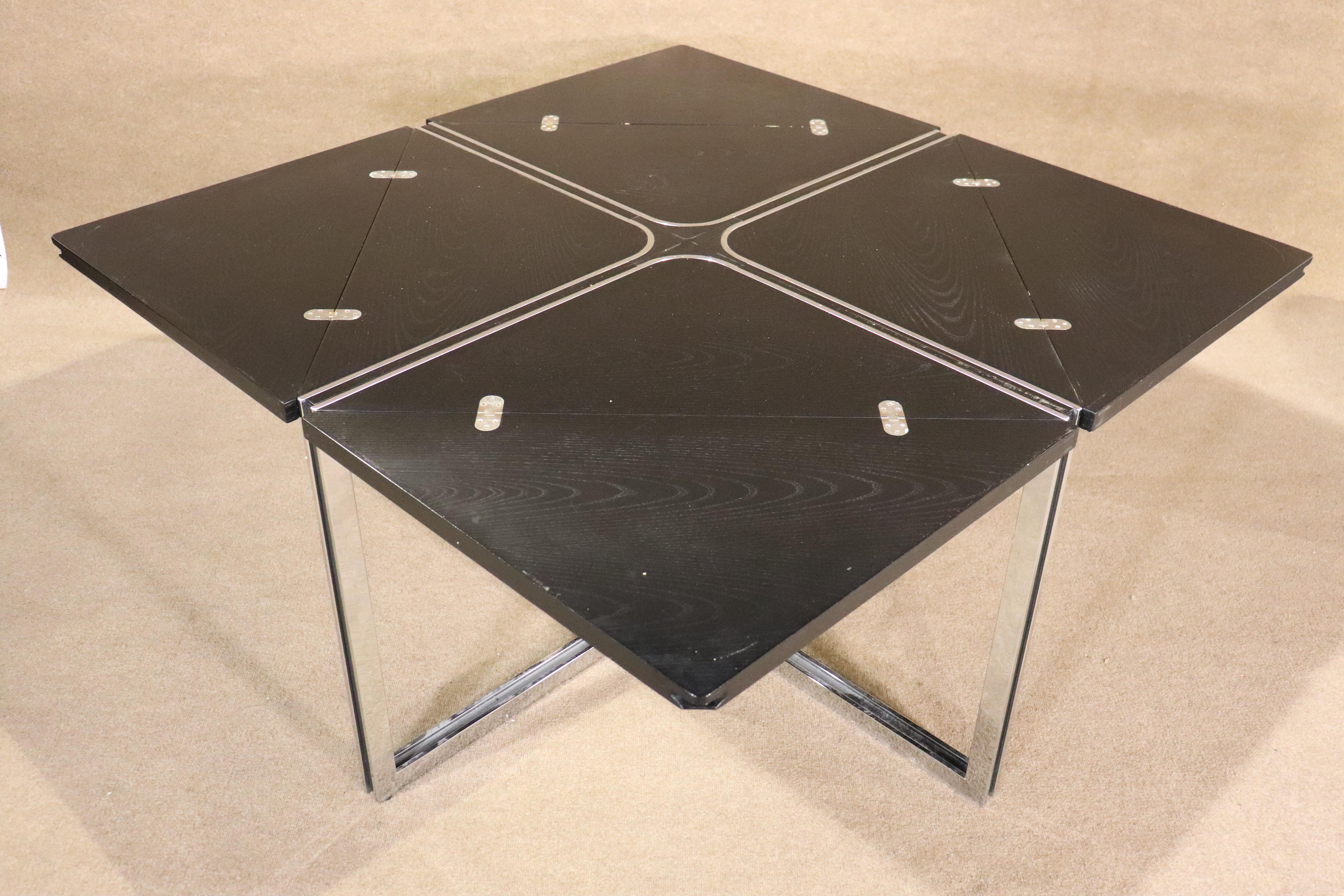 Mid-Century Modern Fliptop Chrome Base Card Table For Sale