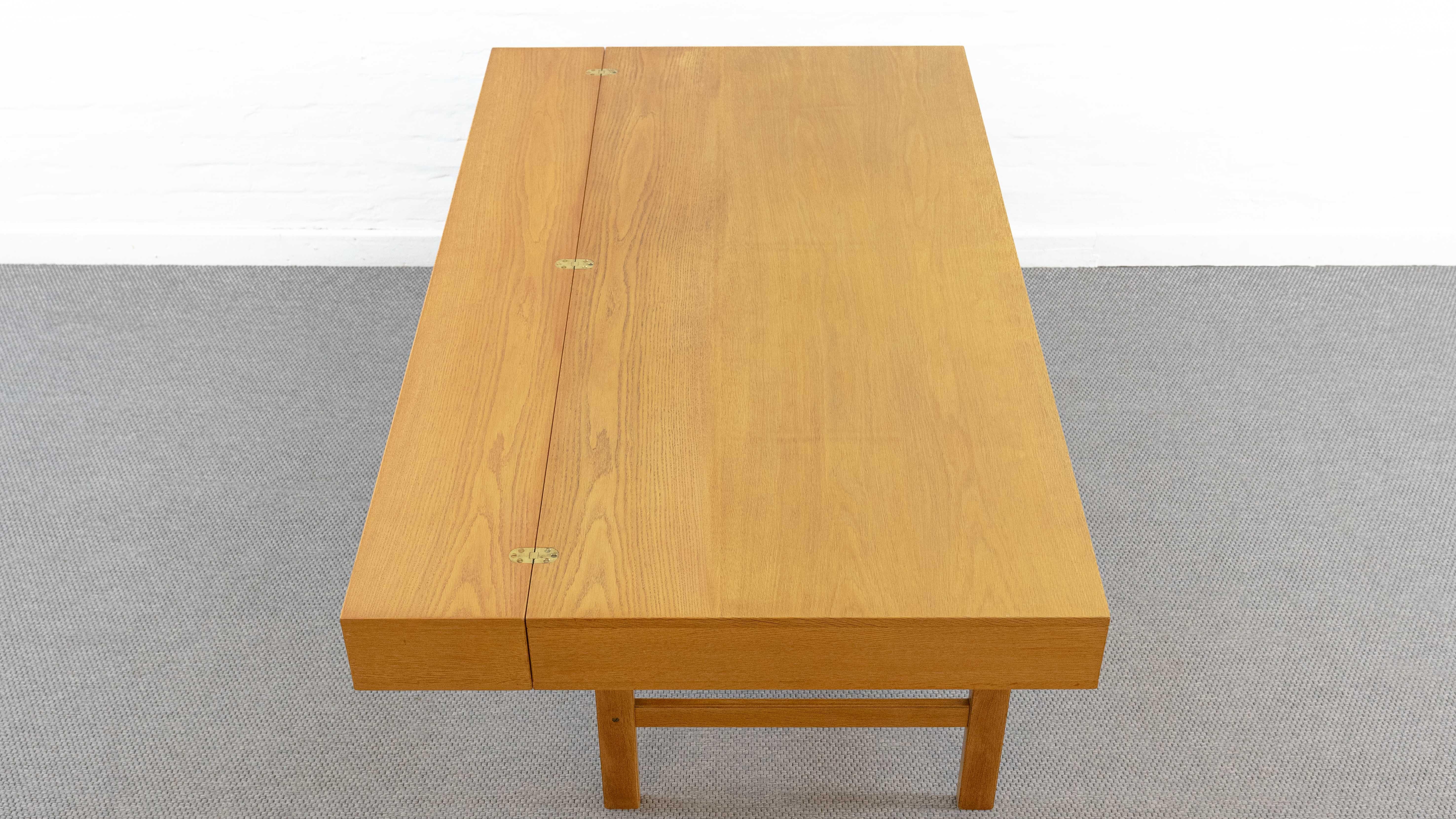 Flip-Top Desk by Jens Quistgaard for Peter Lovig Nielsen in Oakwood For Sale 7