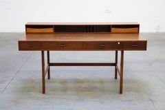 Flip-Top Desk by Peter Løvig Nielson for Løvig Dansk, 1977 Denmark, Refinished