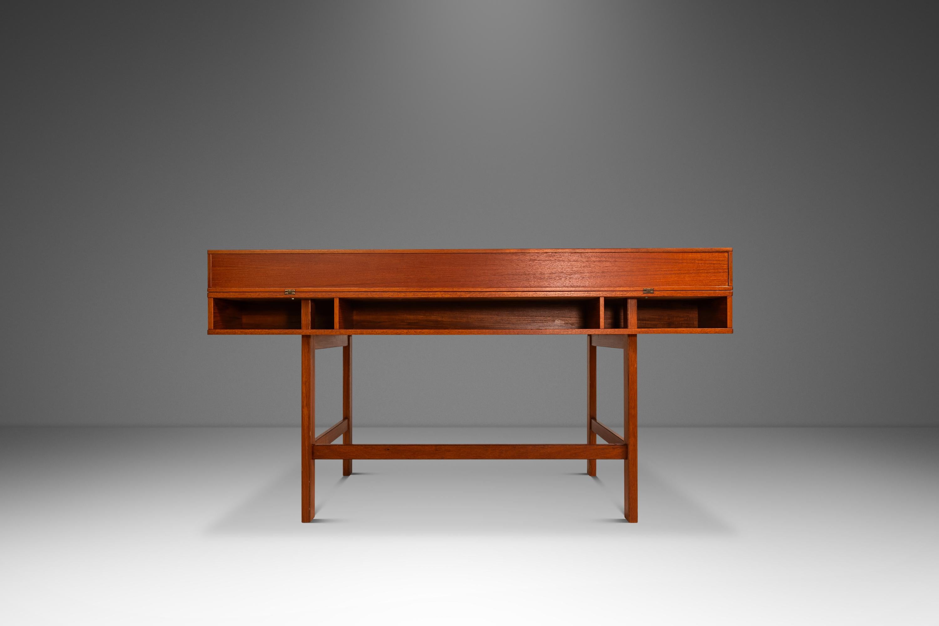 Flip-Top Executive Desk in Teak by Peter Løvig Nielsen, Denmark, c. 1960s For Sale 2
