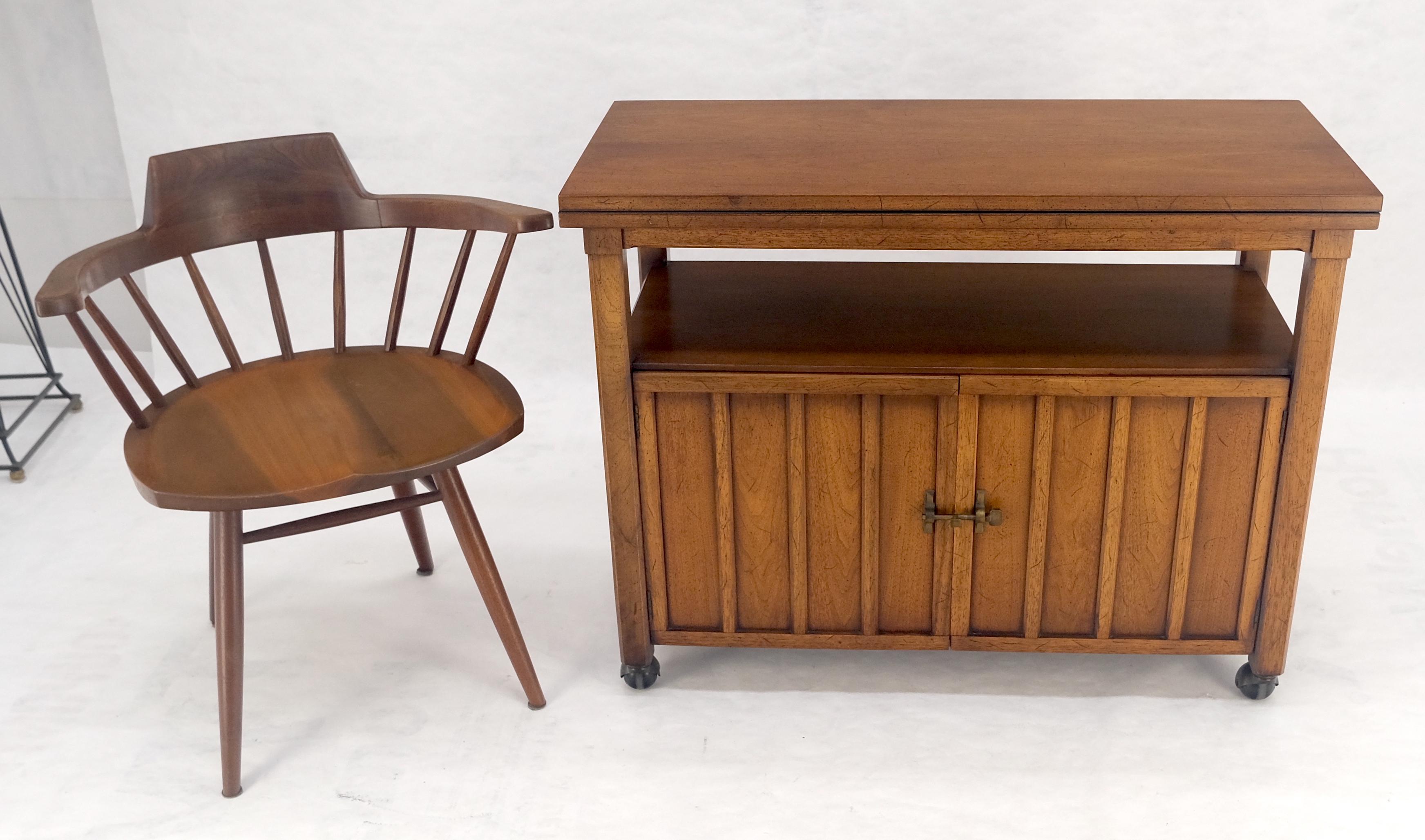 XX secolo Flip Top Mid  Carrello da portata moderno a due ante con scomparto su ruote MINT in vendita