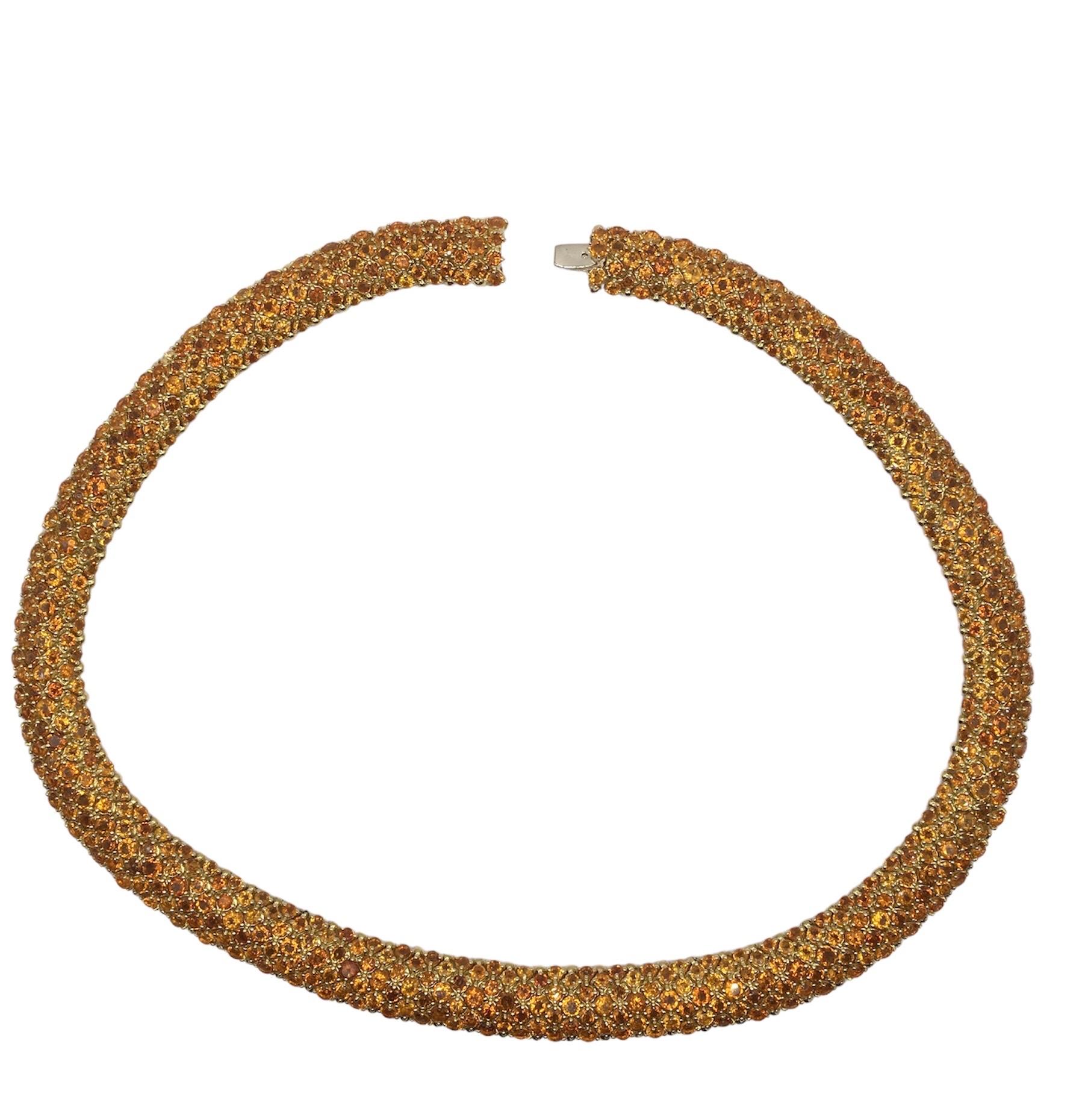 Taille brillant Collier souple en or jaune 18 carats avec citrine en vente