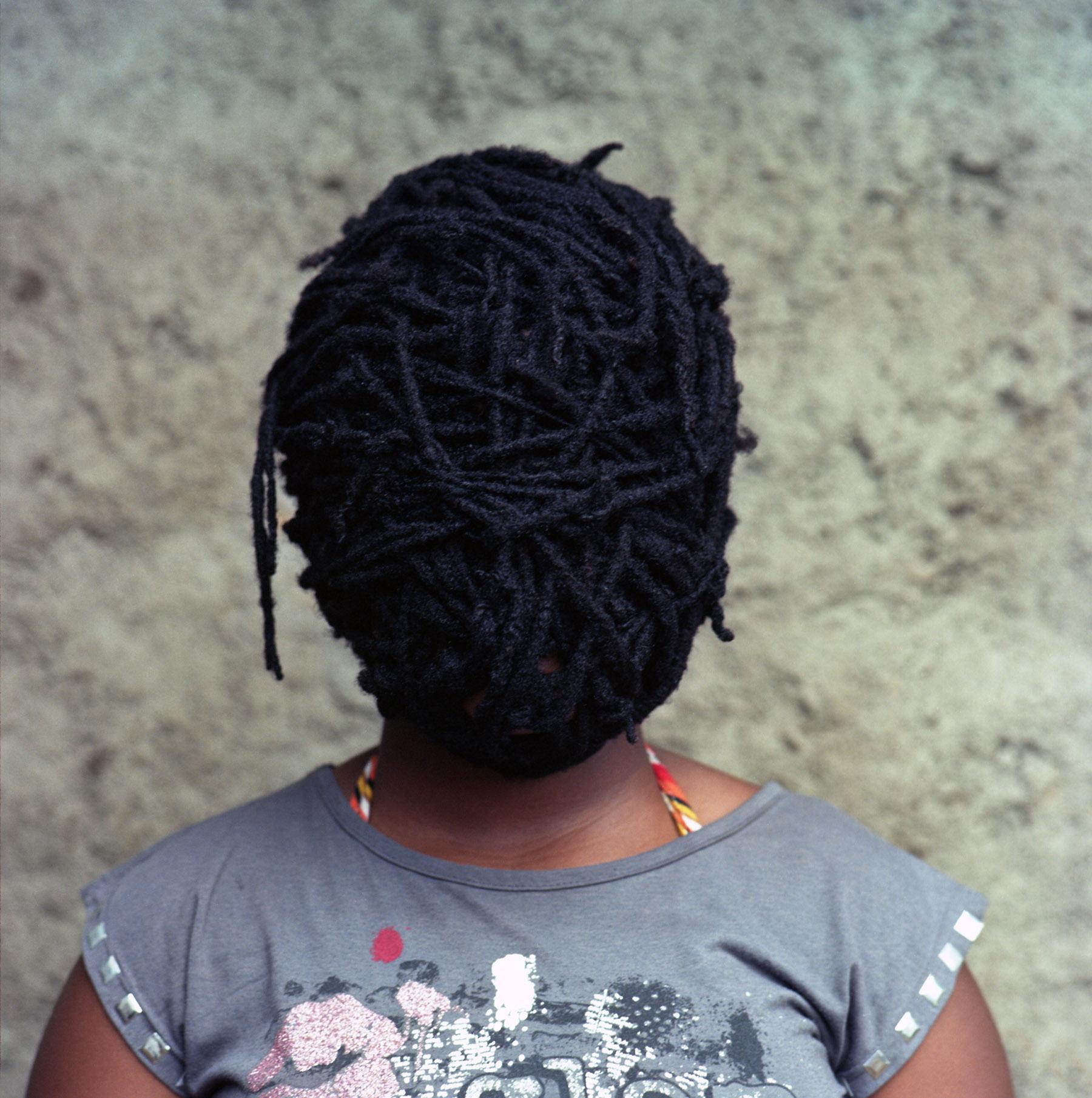 Félix Mula Figurative Photograph - Bilhete de identidade, Untitled 5