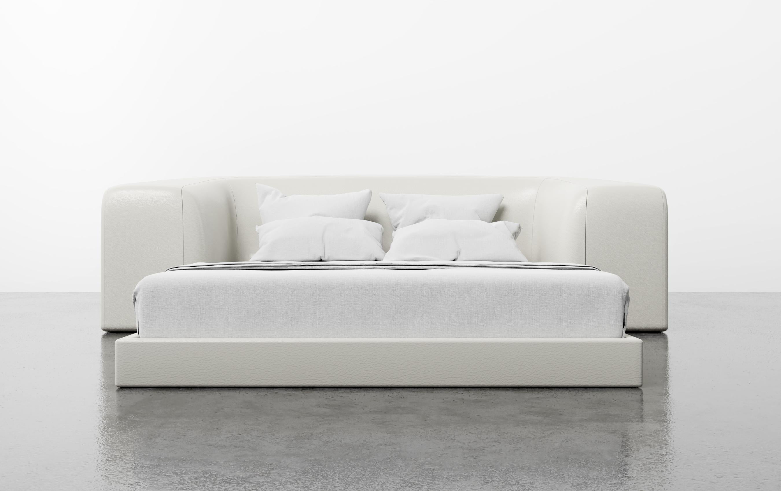 Le lit float présente une tête de lit basse et sexy avec un système de plateforme entièrement rembourrée. Disponible en taille King, Cali King, Queen ou twin. La hauteur de la tête de lit peut également être personnalisée pour inclure des composants