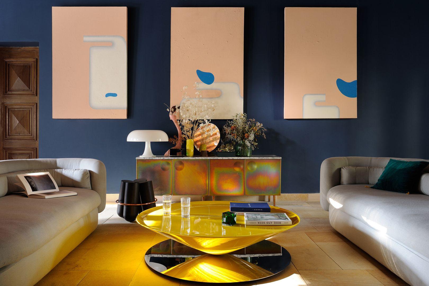Table basse flottante en acier poli jaune brillant avec miroir, basée par La Chance Neuf - En vente à Beverly Hills, CA