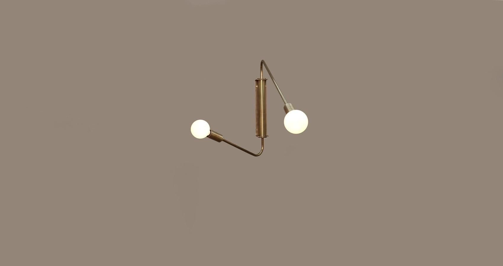 Altro Lampada da parete a due bracci Float di Lamp Shaper in vendita