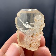 Flotador De Cristal De Cuarzo Gwindel De Excelente Transparencia Procedente De Pakistán