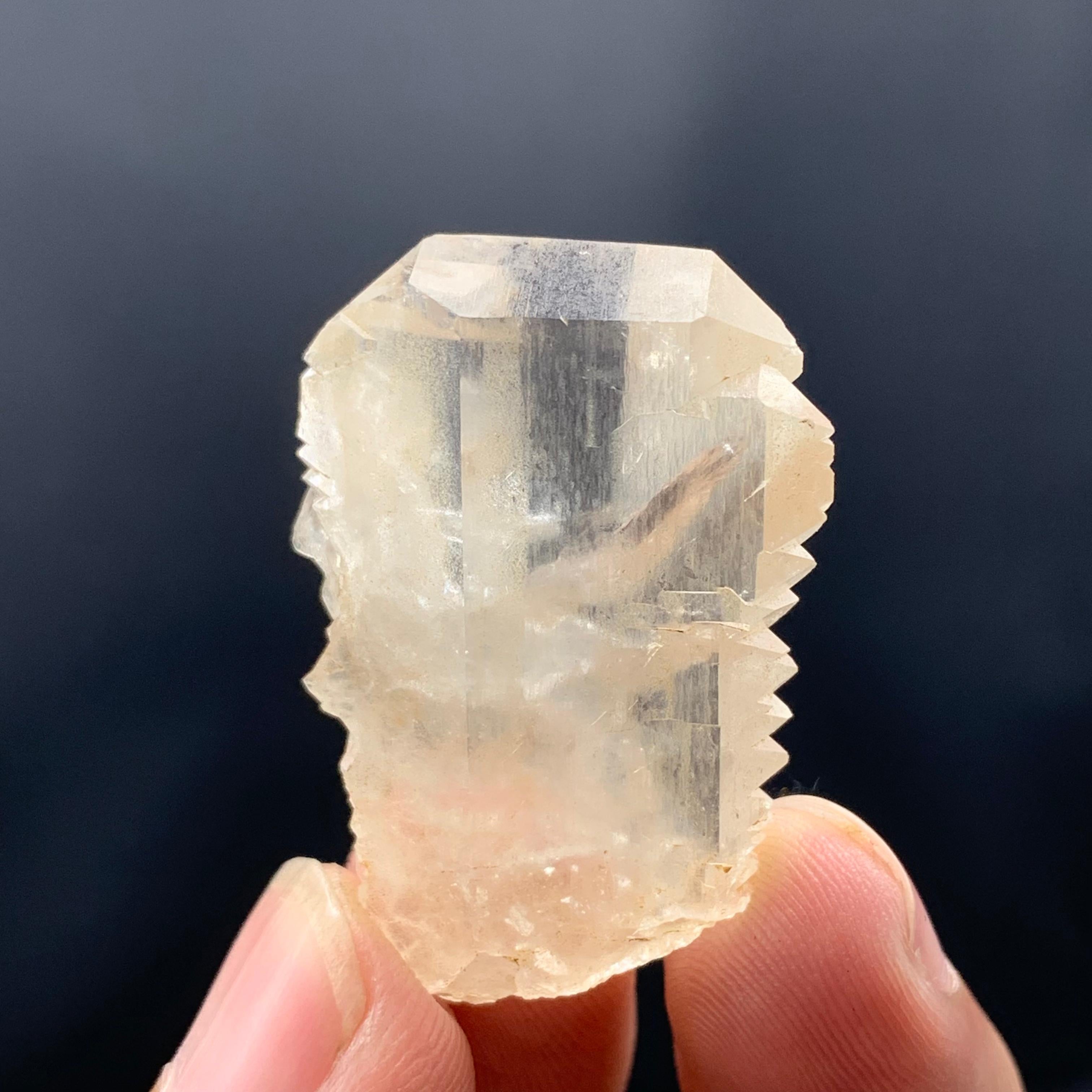 Pakistani Floater Of Gwindel Quartz Crystal With Excellent Transparency From Pakistan For Sale