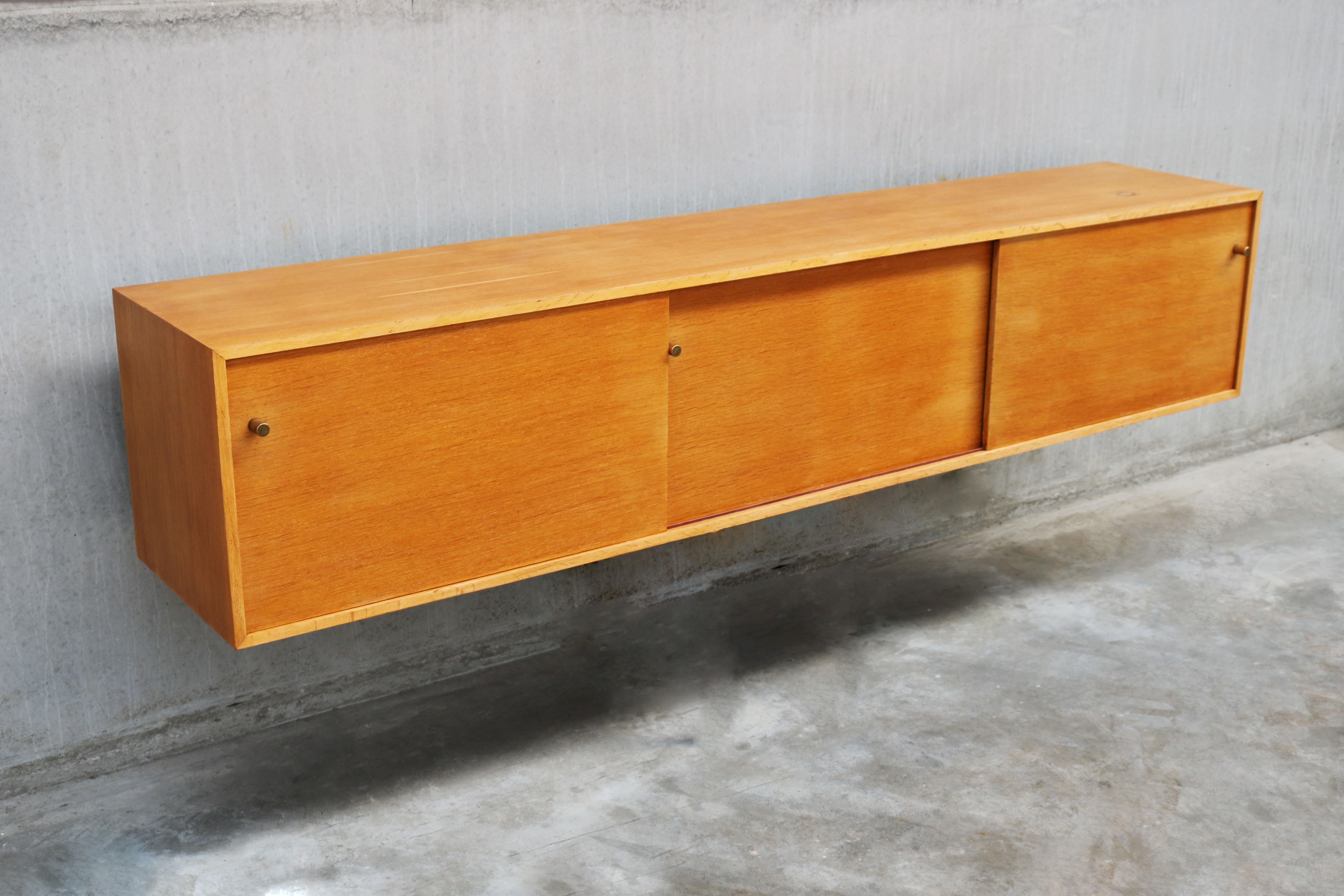 Belge Buffet flottant Abstracta de Jos De Mey pour Van Den Berghe-Pauvers en chêne 1960 en vente