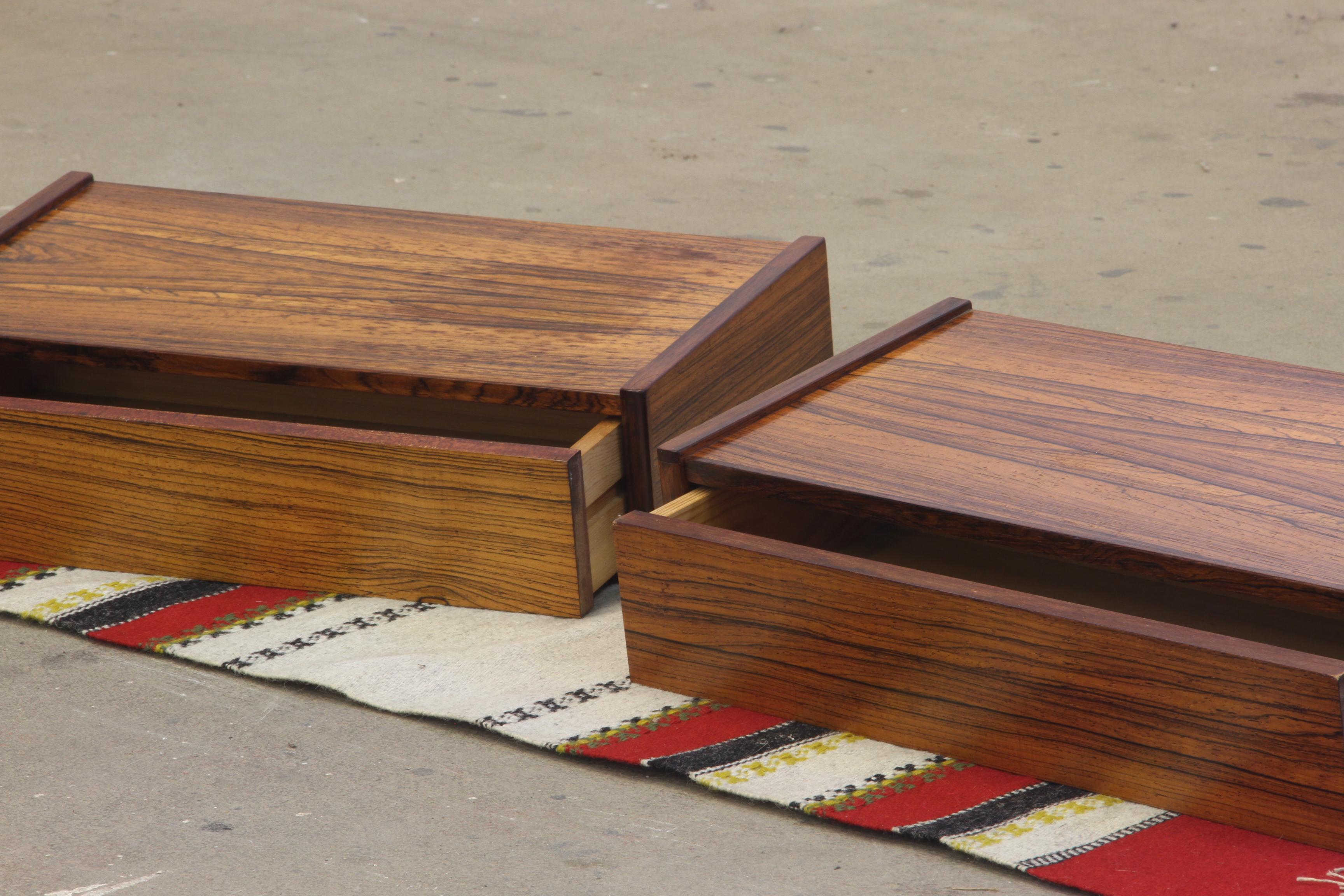 Floating Bedside Tables in Rosewood, 1960s, Set of 2 For Sale 5