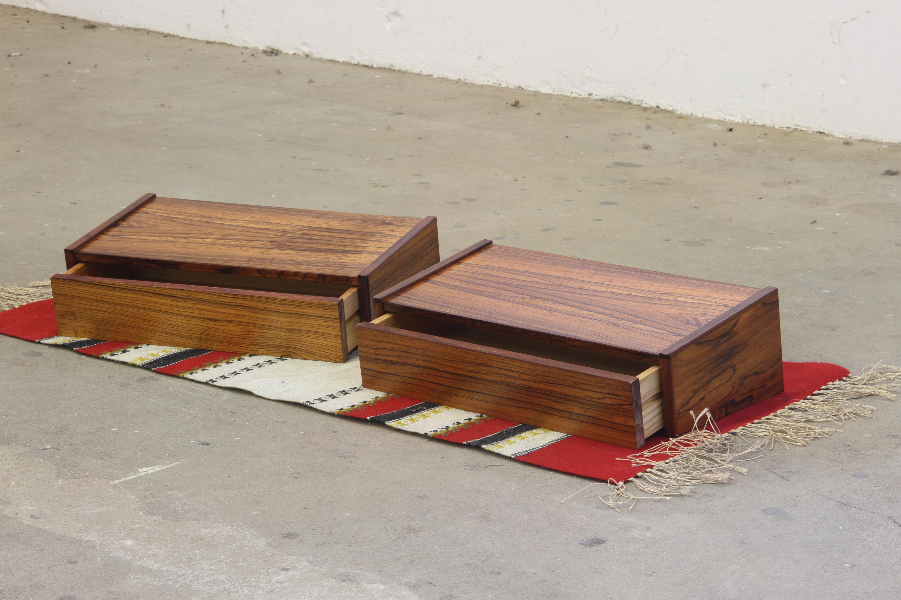 Floating Bedside Tables in Rosewood, 1960s, Set of 2 For Sale 6