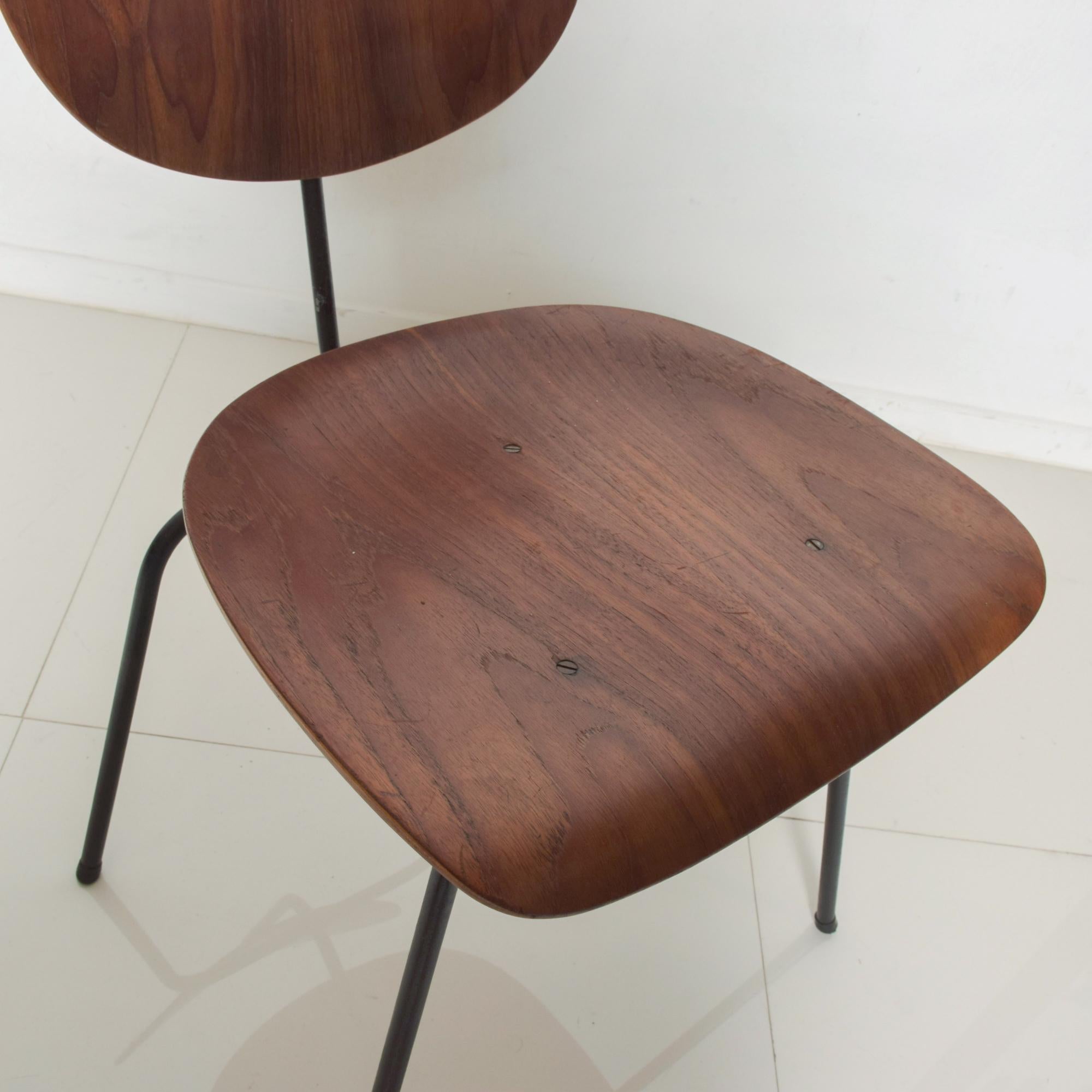1950s Bent Plywood Lounge Chair Metal Base After Eames For Sale 1