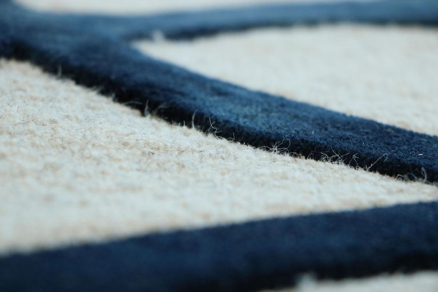 Indian Contemporary Hand Woven Blue New Zealand Wool Rug by Deanna Comellini 150x200 cm For Sale