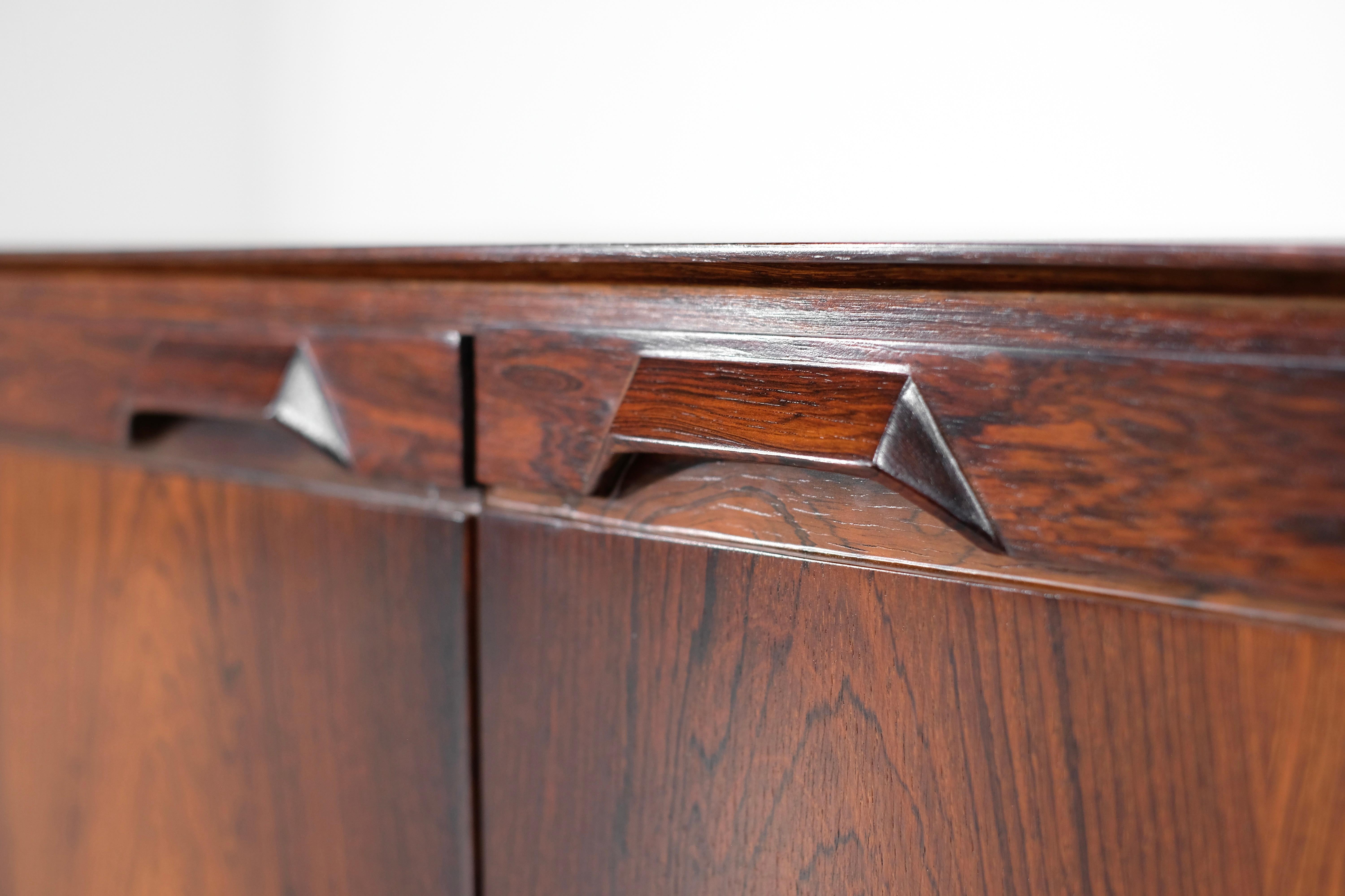 Floating buffet Sideboard in wood, Italy 1960s. For Sale 2
