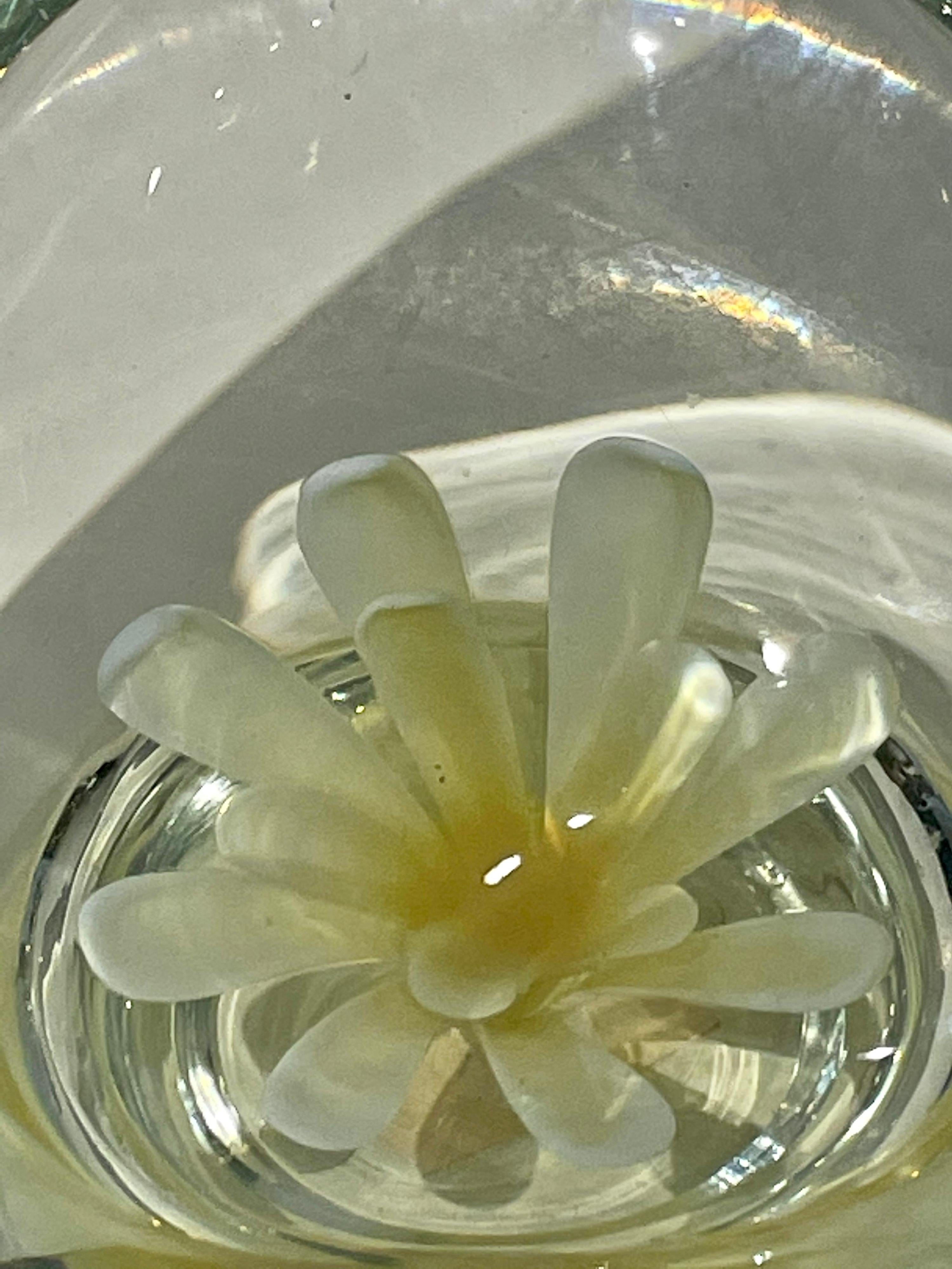 Mid-20th Century Floating Daisy in Canary Yellow Glass Bowl/ Vide-Poche For Sale