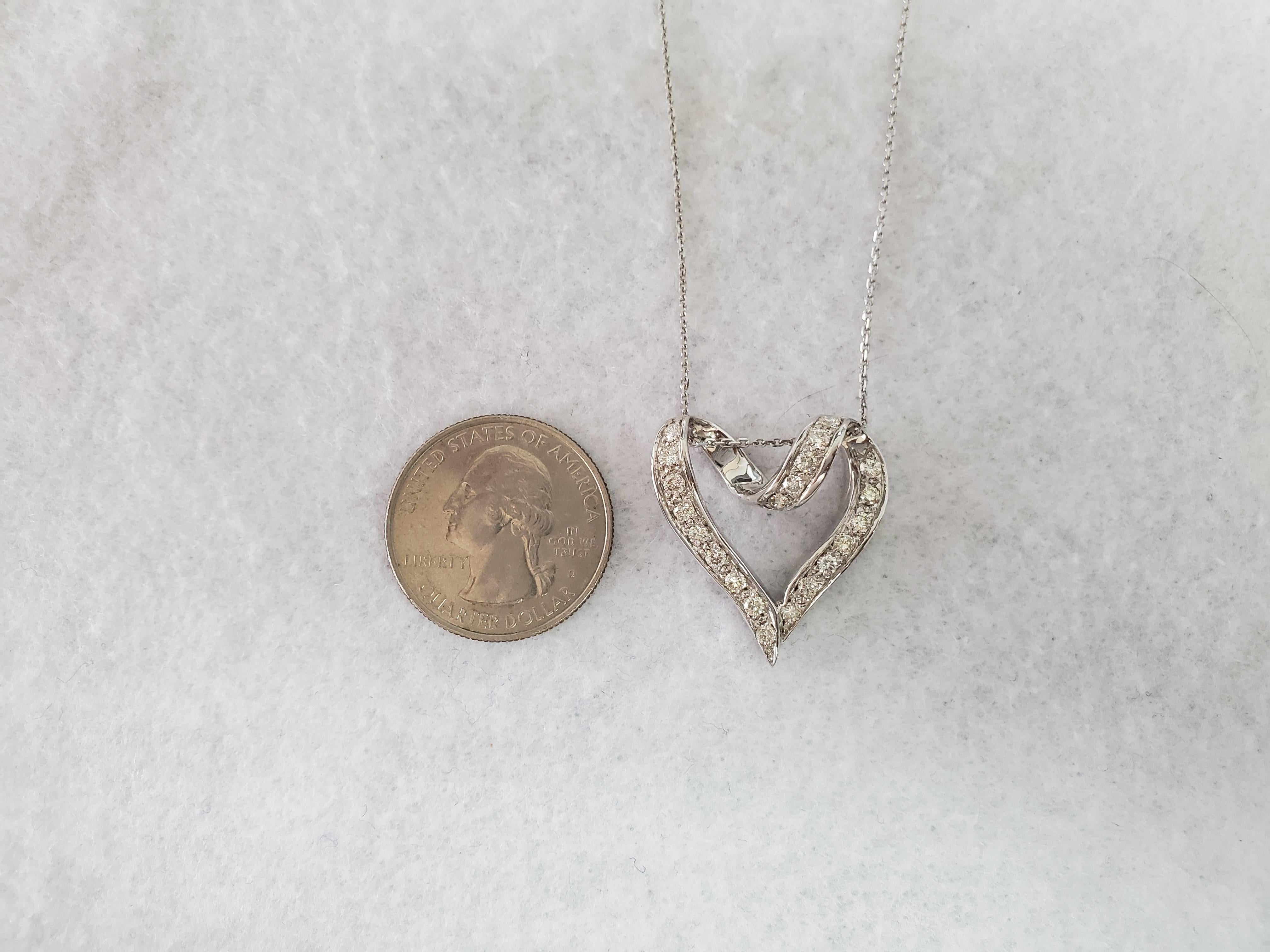 Collar Corazón Diamante Flotante Oro Blanco 14k en Nuevo estado para la venta en Sugar Land, TX