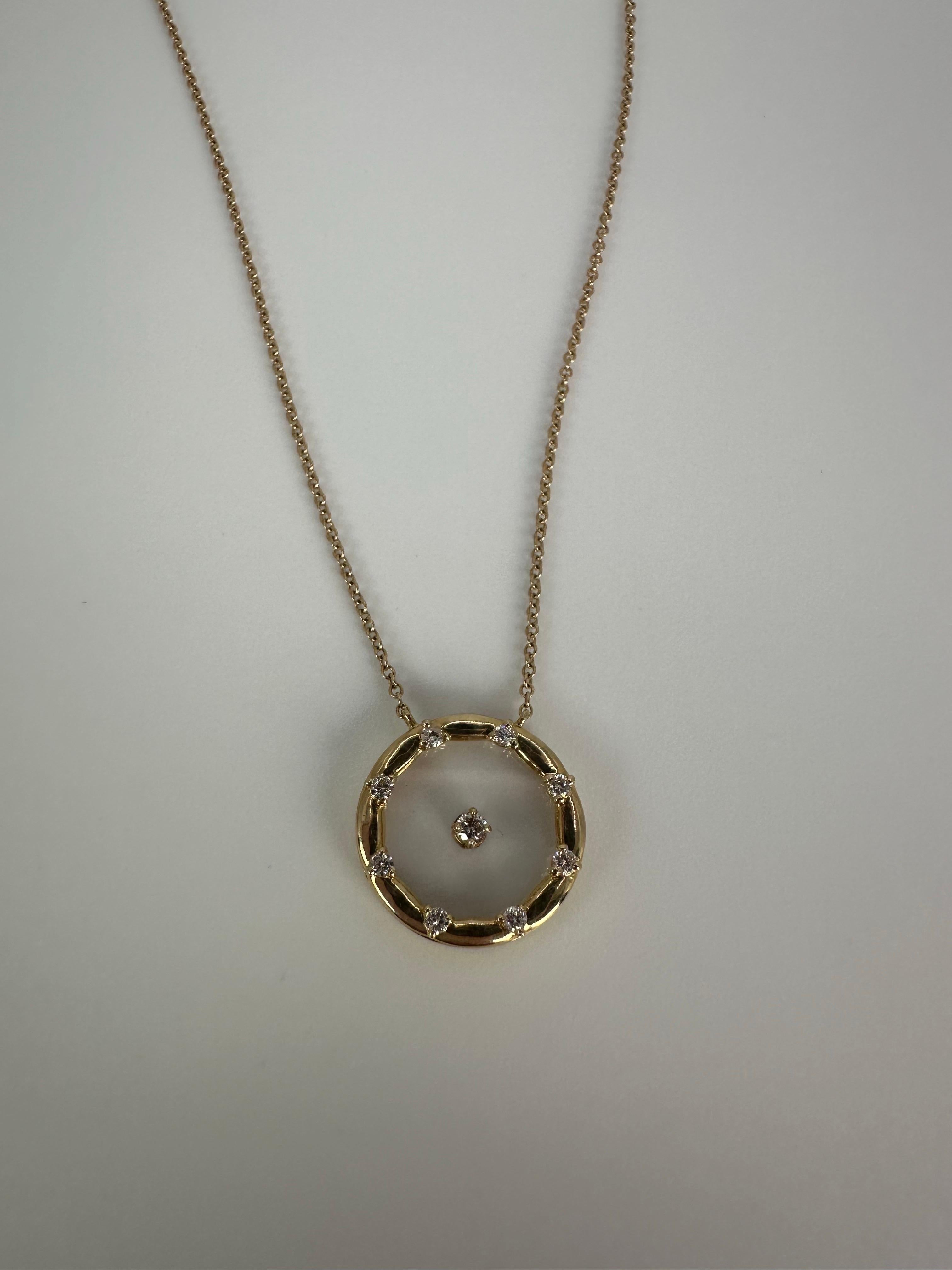 Taille brillant Collier pendentif en or 14 carats avec diamants flottants, cadeau de Valentin en vente