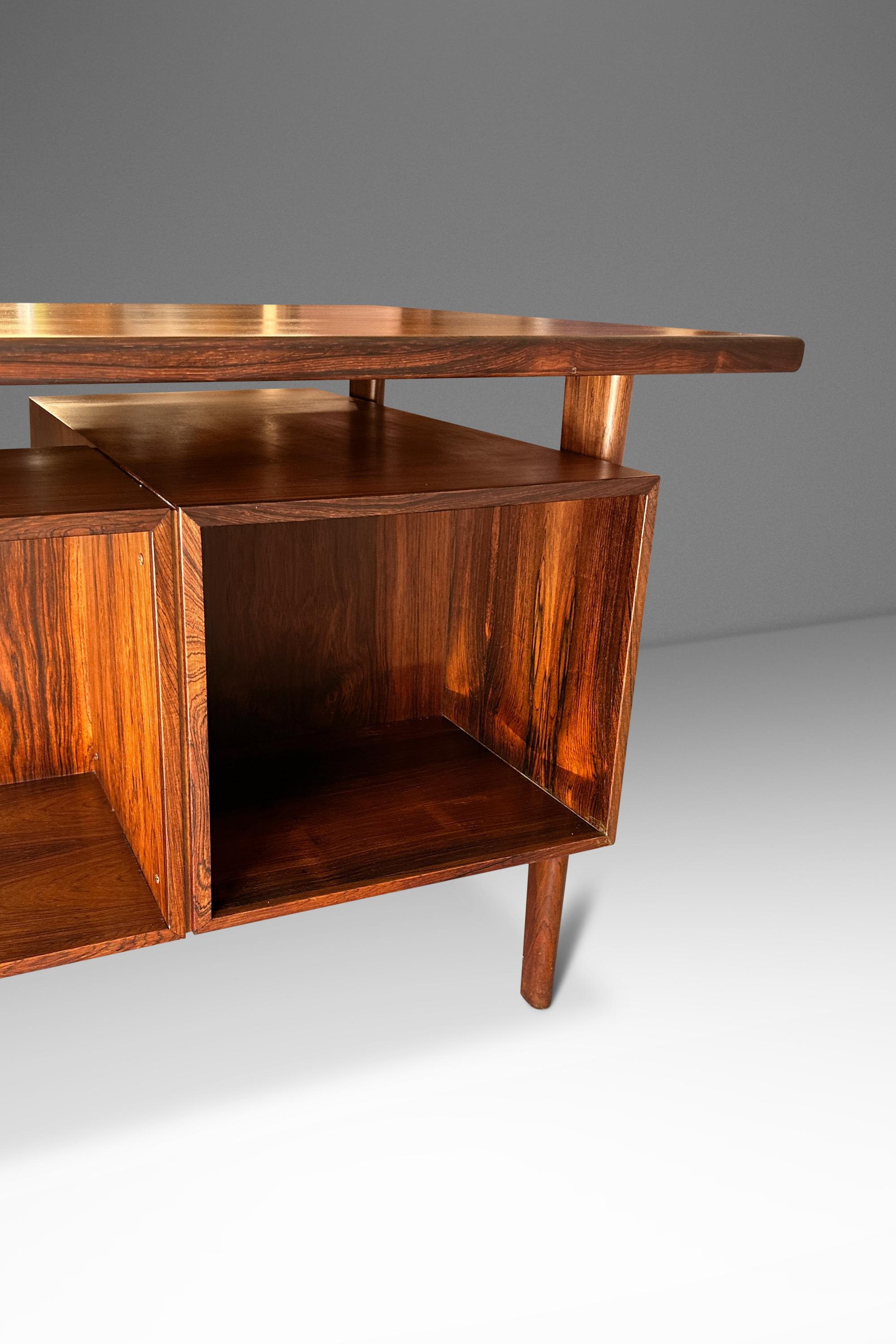 Floating Executive Desk, Kai Kristiansen, Feldballes Mobelfabrik, Denmar, 1960's 7