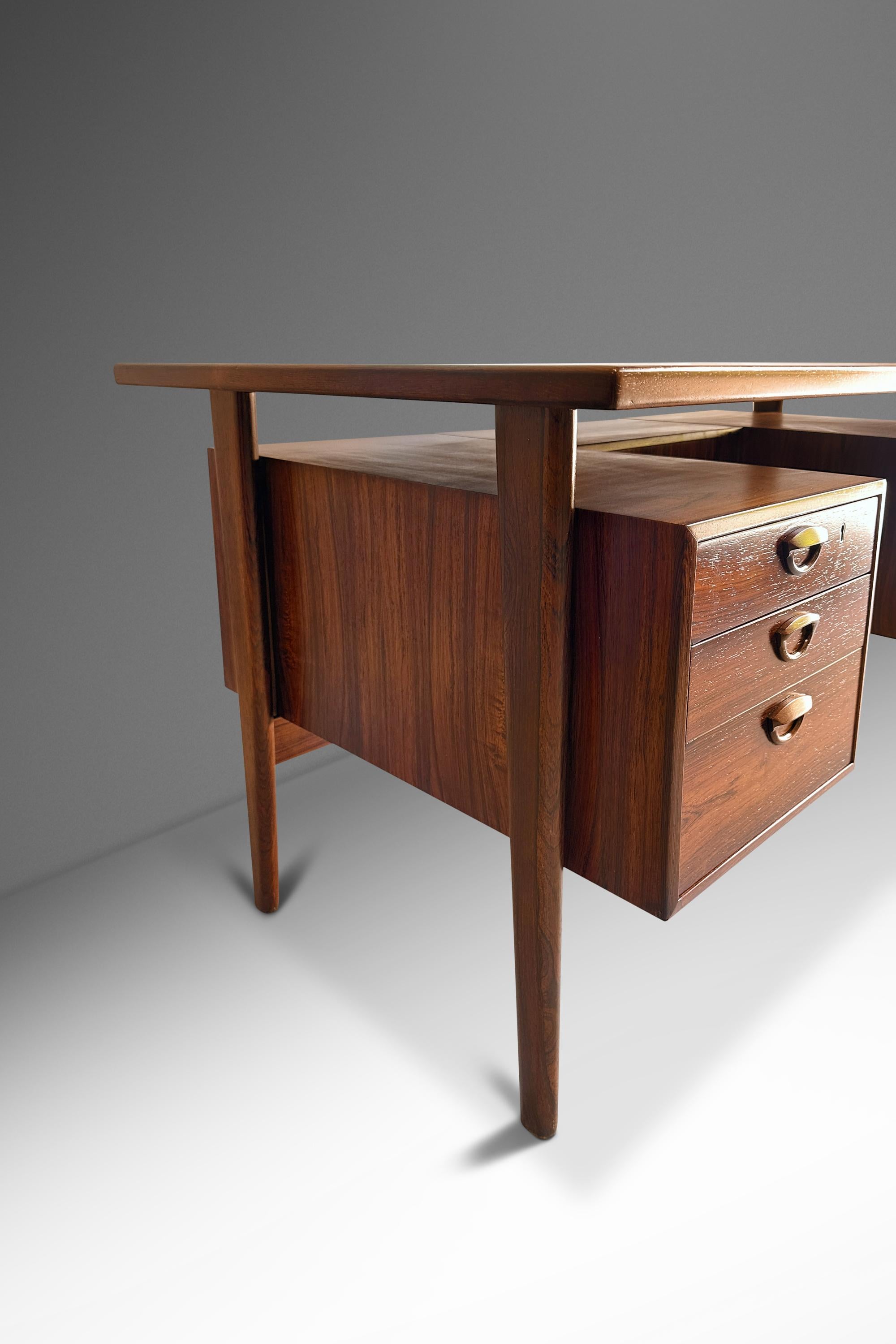 Floating Executive Desk, Kai Kristiansen, Feldballes Mobelfabrik, Denmar, 1960's 8