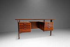 Floating Executive Desk, Kai Kristiansen, Feldballes Mobelfabrik, Denmar, 1960's