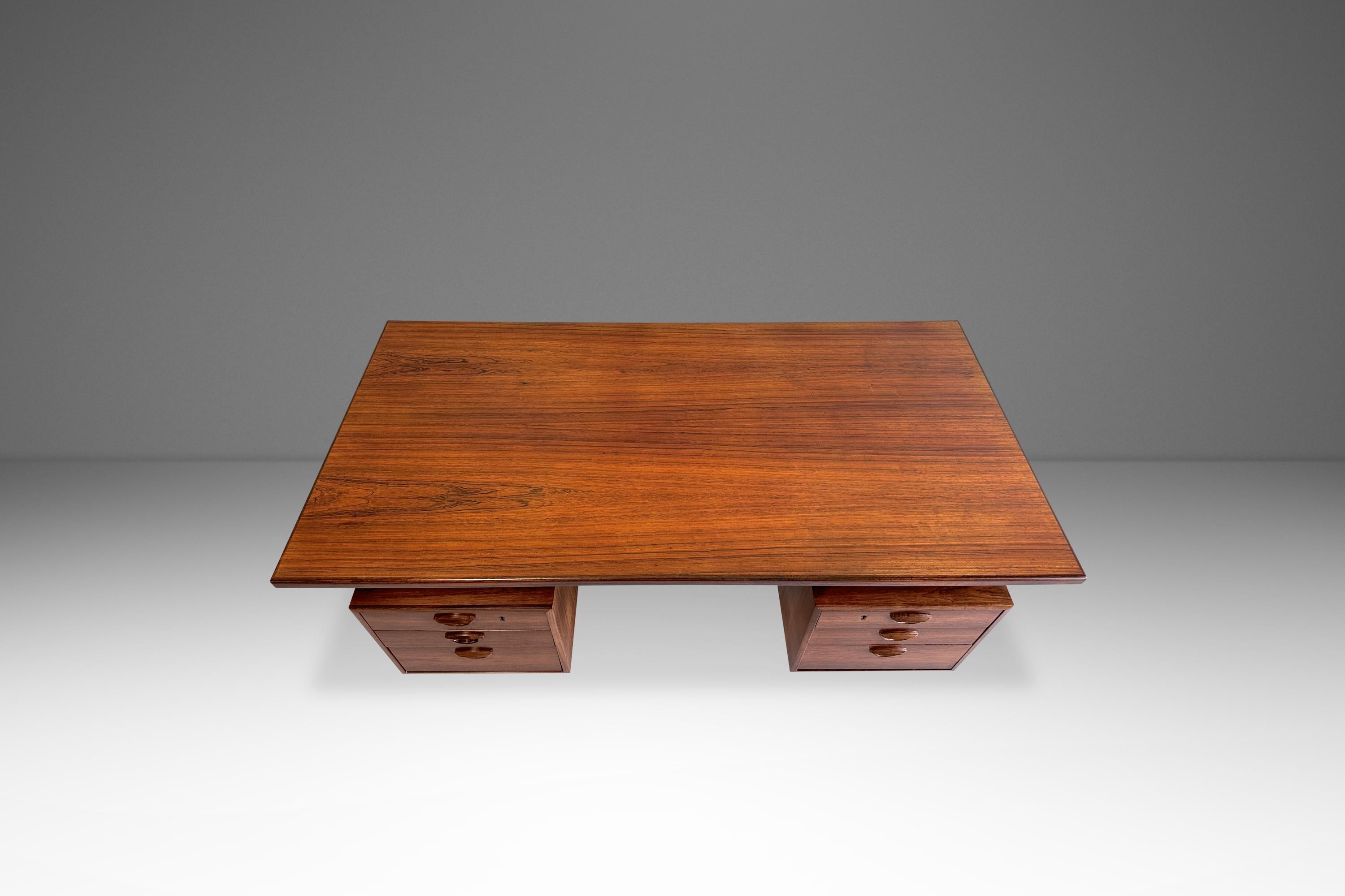 Danish Floating Executive Desk, Kai Kristiansen, Feldballes Mobelfabrik, Denmar, 1960's
