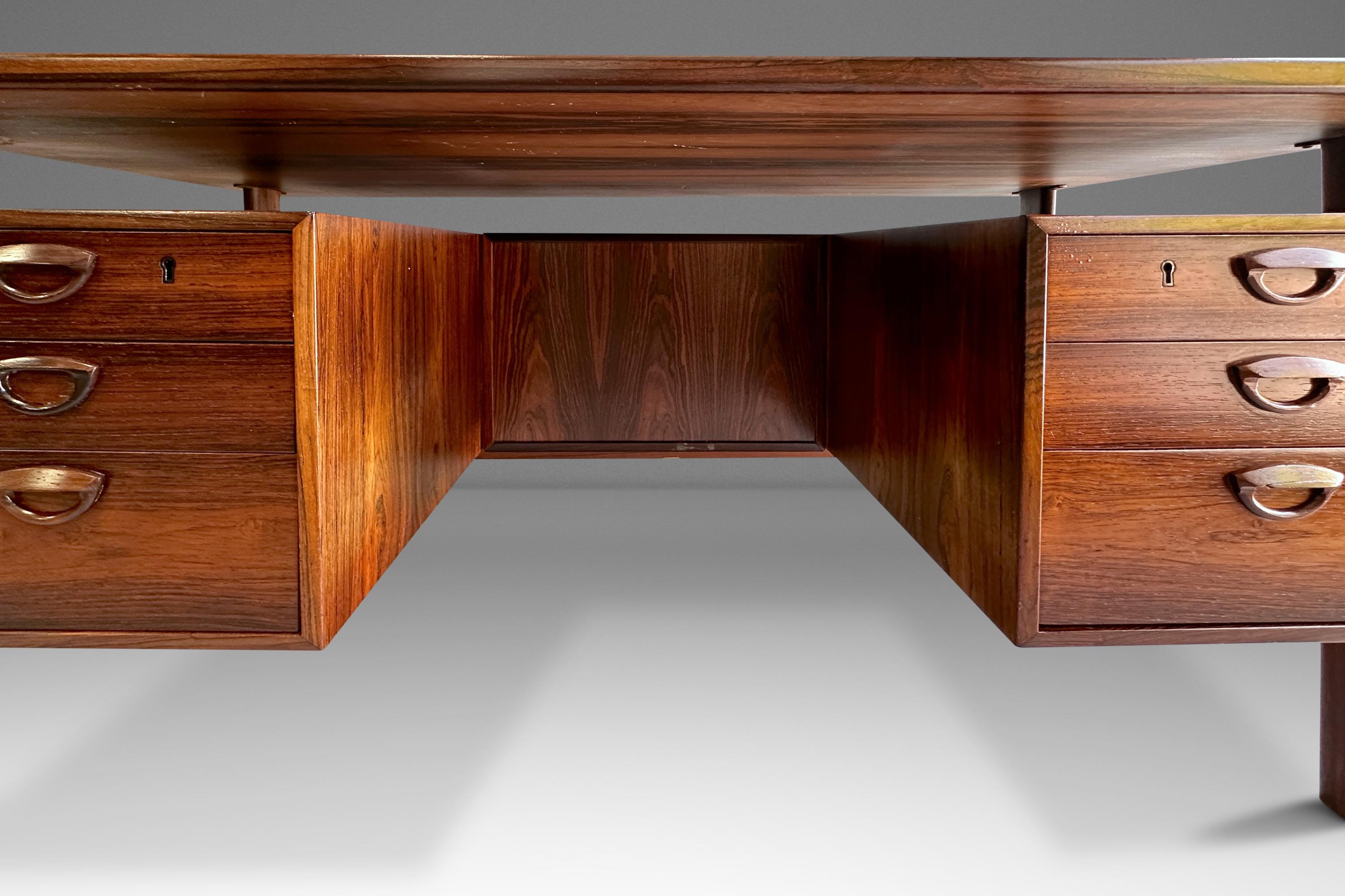 Floating Executive Desk, Kai Kristiansen, Feldballes Mobelfabrik, Denmar, 1960's 1
