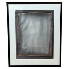 « Floating Frame », violet et gris abstraits de Betty Marvin