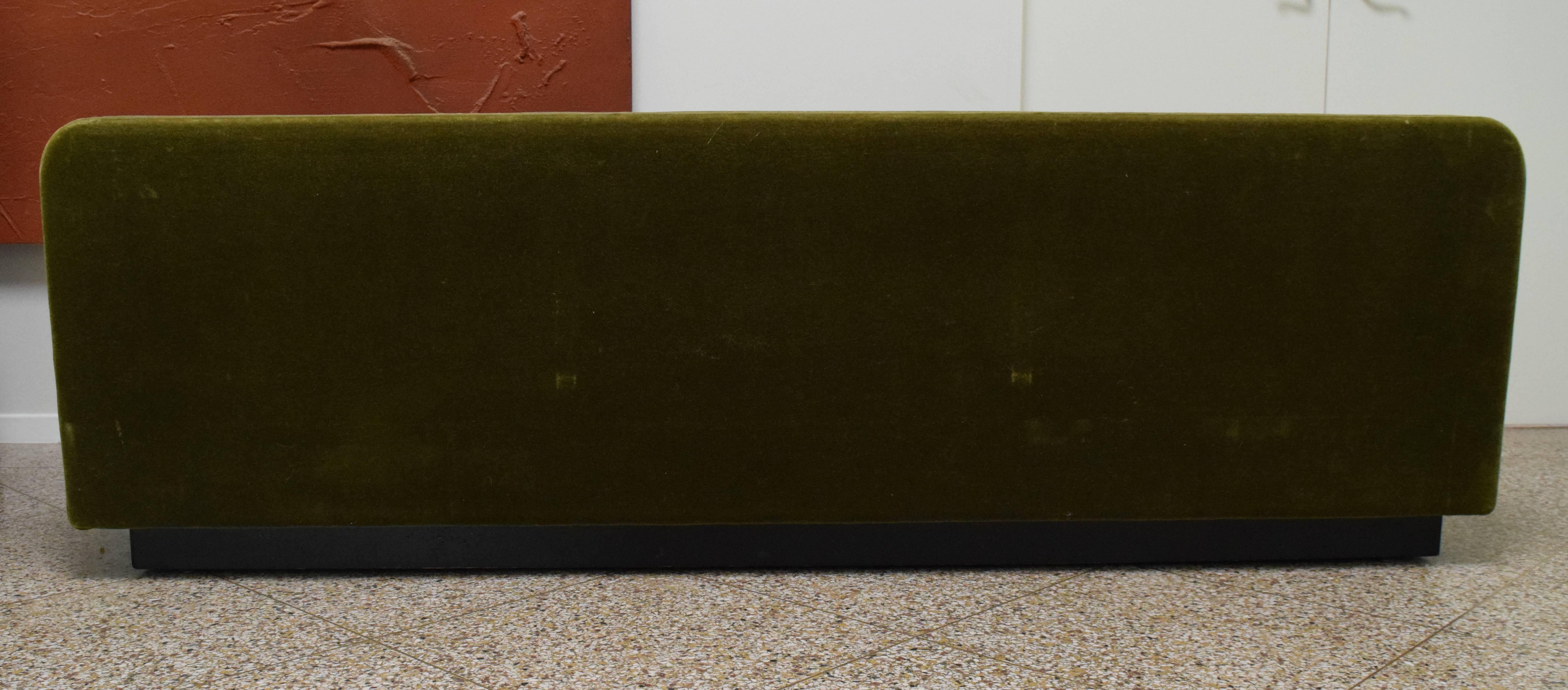 Floating Green Velvet Sofa by Lehigh-Leopold For Sale 1