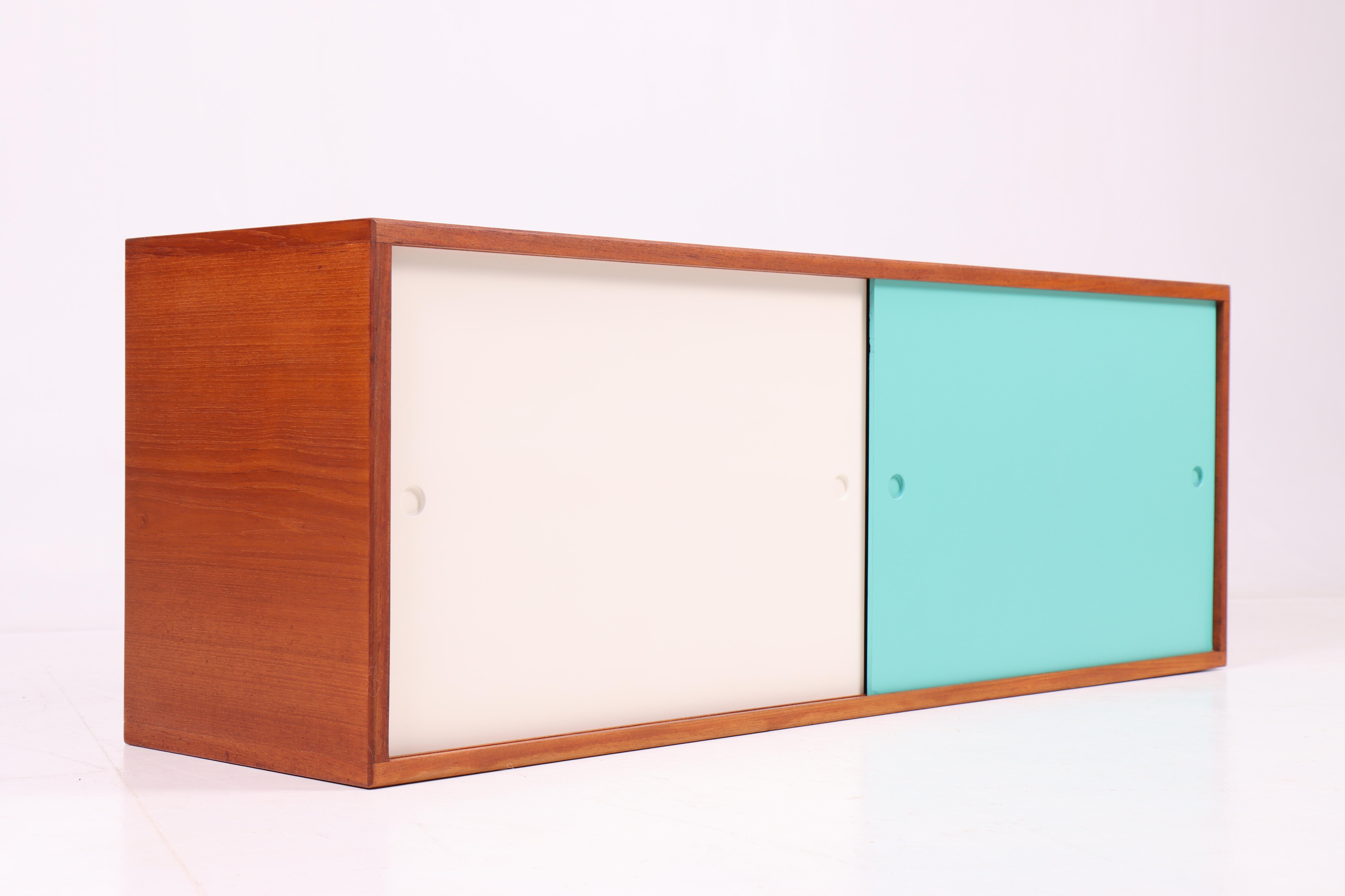 Scandinavo Credenza galleggiante in teak di Heinrich Roepstorff, Made in Denmark in vendita