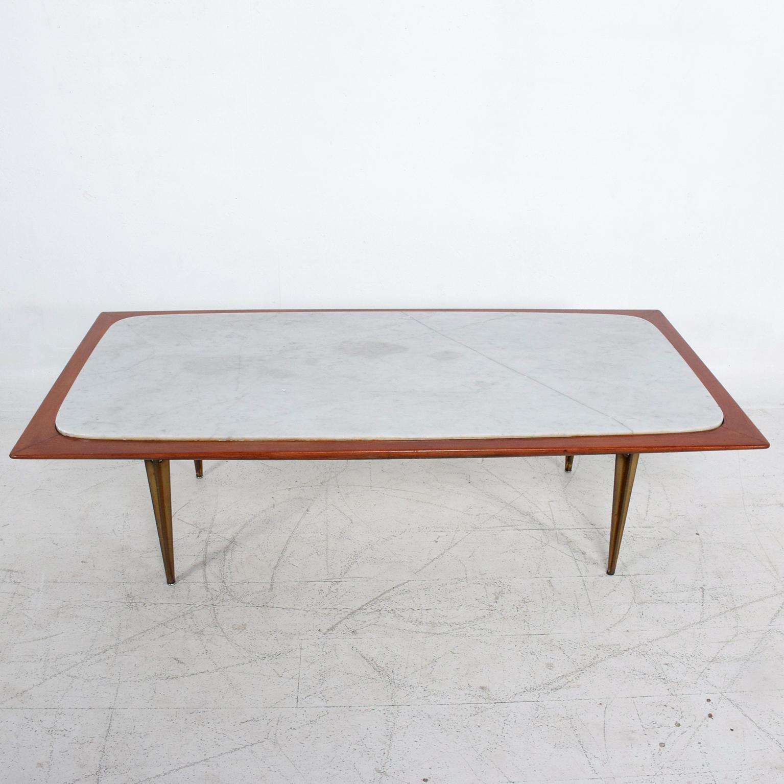 Mexican 1950s Eugenio Escudero Floating Marble Coffee Table For Sale