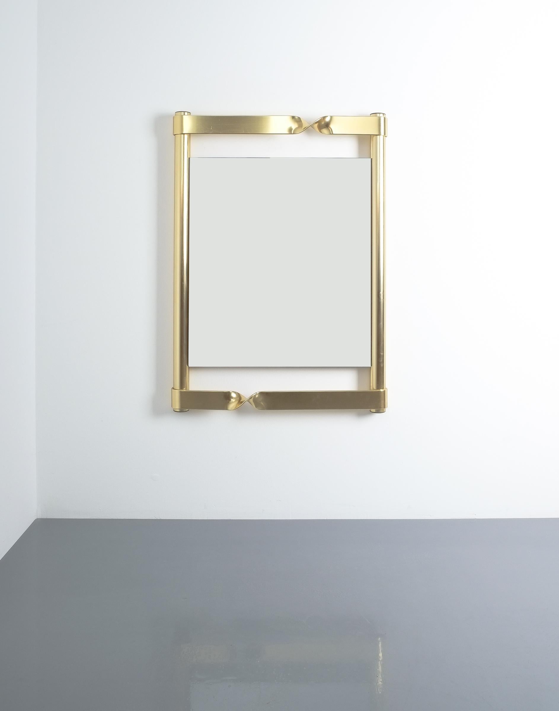 Italian Luciano Frigerio Midcentury Brass Mirror with Twisted Frame, Italy, circa 1970 For Sale