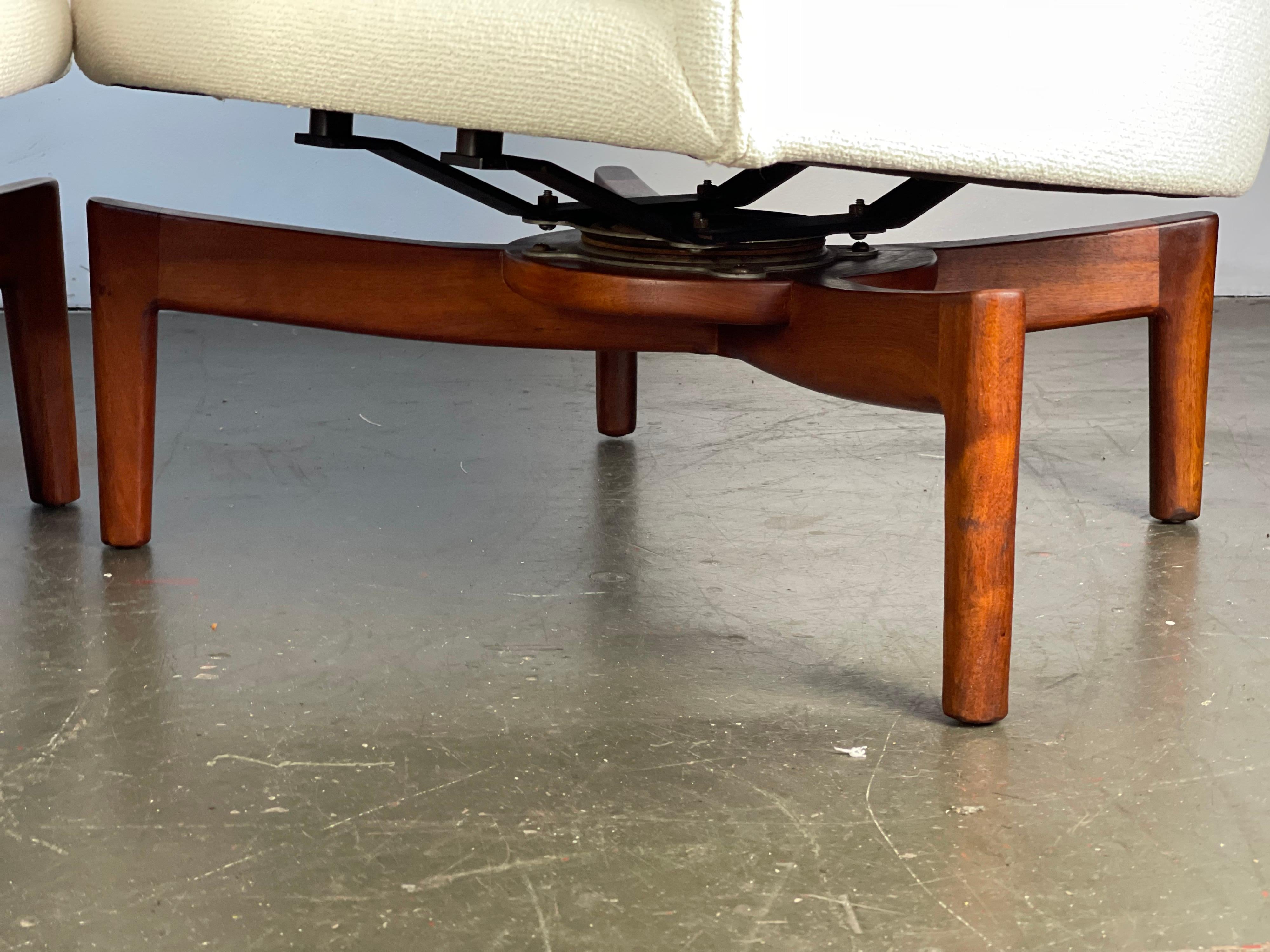 Floating Mid-Century Modern Swivel Lounge Barrel Chairs by Jens Risom 5