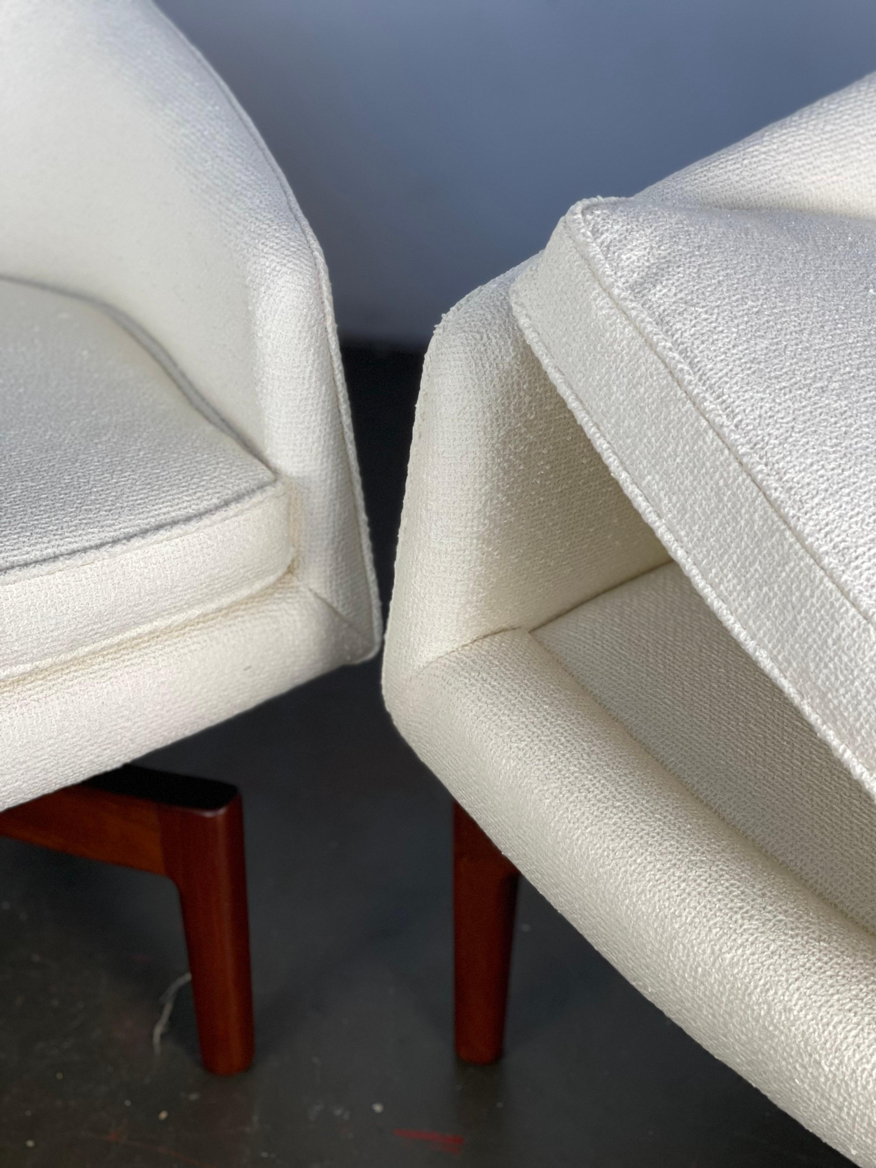 Mid-20th Century Floating Mid-Century Modern Swivel Lounge Barrel Chairs by Jens Risom
