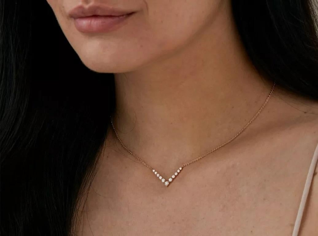 Collana con diamante fluttuante a V in oro massiccio 14k Collana di compleanno con diamante naturaleRegalo
Leggero, può essere indossato tutti i giorni

Informazioni aggiuntive:
Condit: Nuovo con etichette: Un articolo nuovo di zecca, non usato e