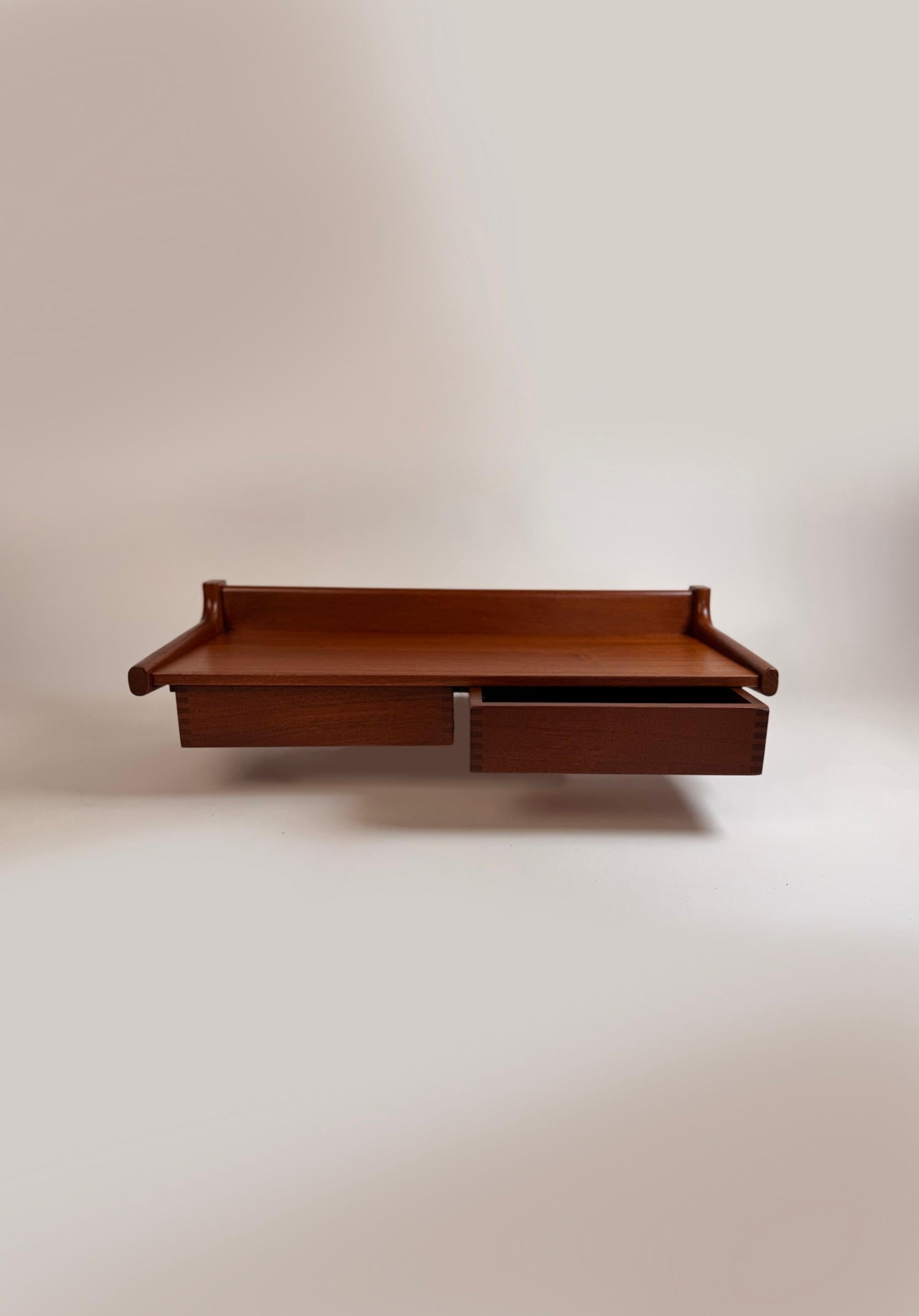 Scandinavian Modern Floating Shelf by Børge Mogensen - Circa  1960s For Sale