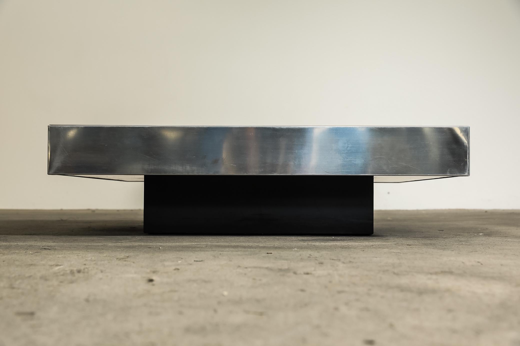 Mid-Century Modern Floating “Shillings” Coffee Table with Bronze Mirror Top, 1970, Italy