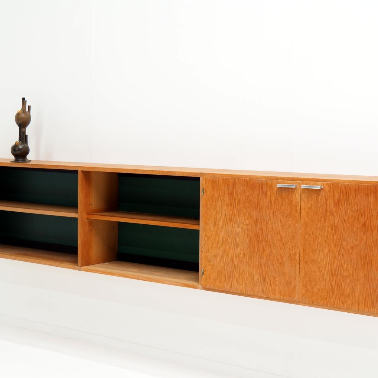 Mid-Century moderno Credenza galleggiante disegnata da Cees Braakman per Pastoe in vendita